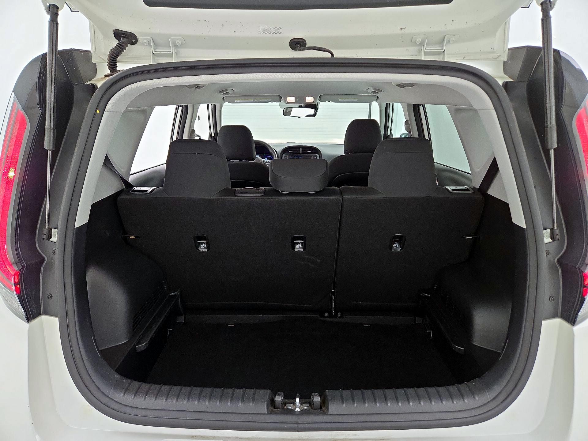 Thumbnail: 2025 Kia Soul - 20