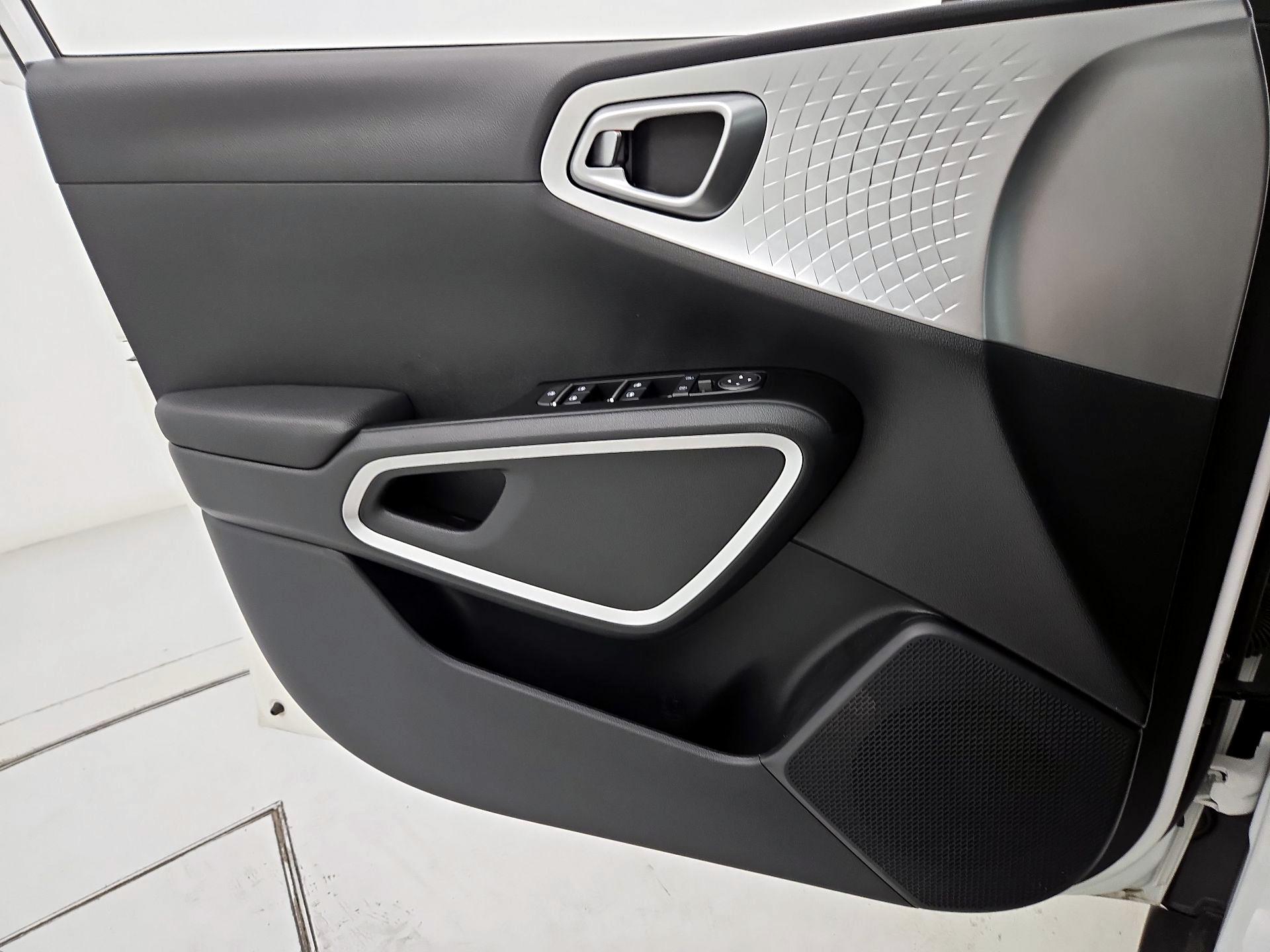 Thumbnail: 2025 Kia Soul - 12