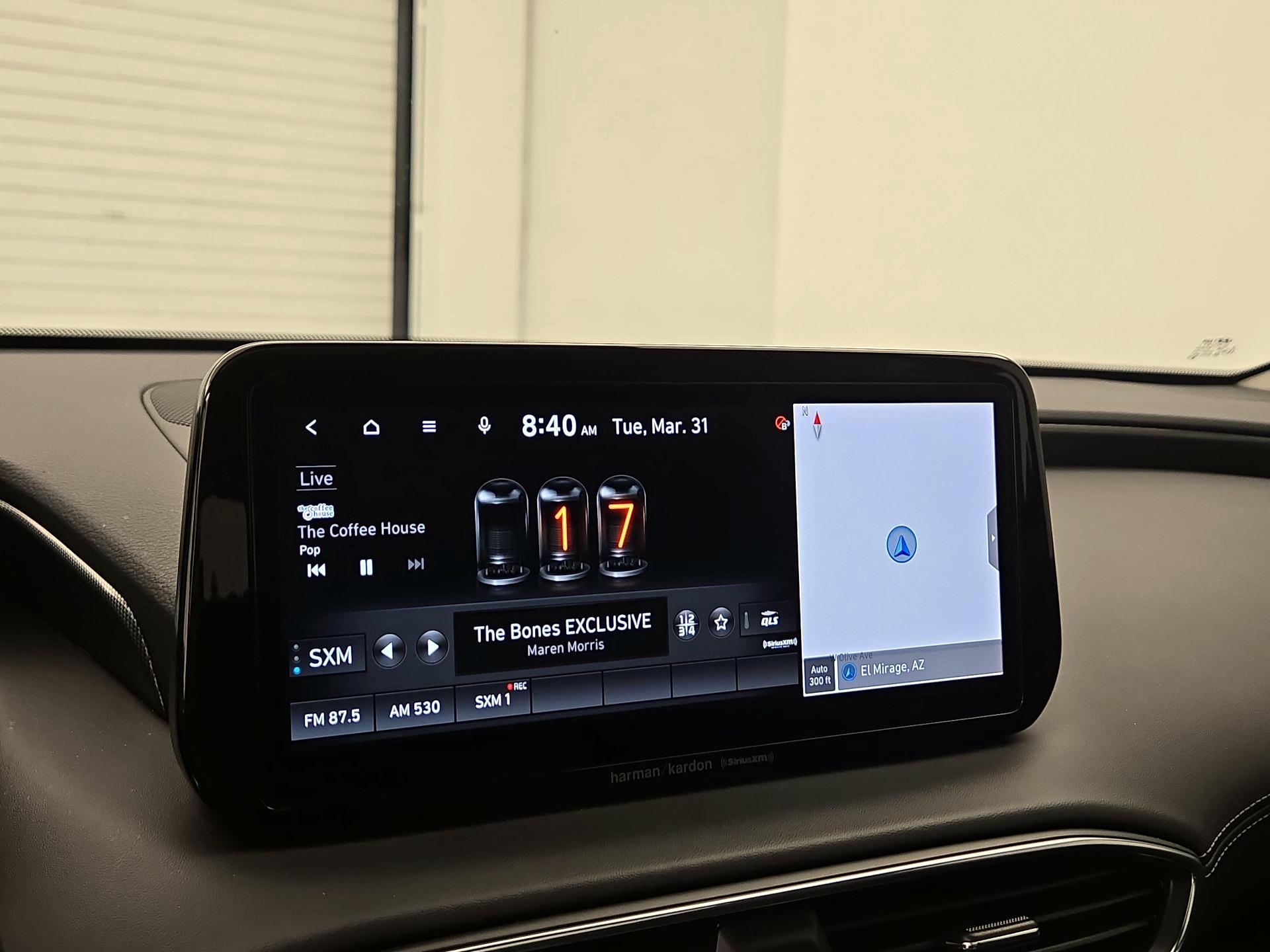 Thumbnail: 2022 Hyundai Santa Fe - 16