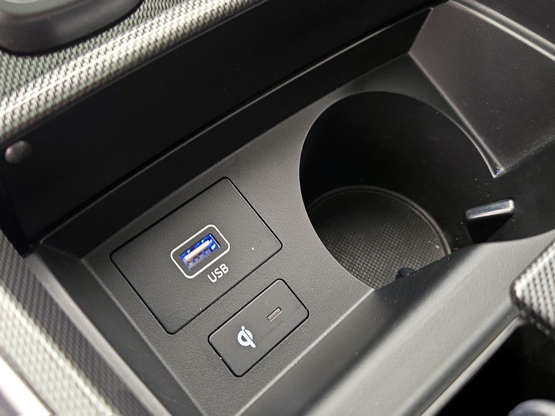 Thumbnail: 2022 Hyundai Santa Fe - 19