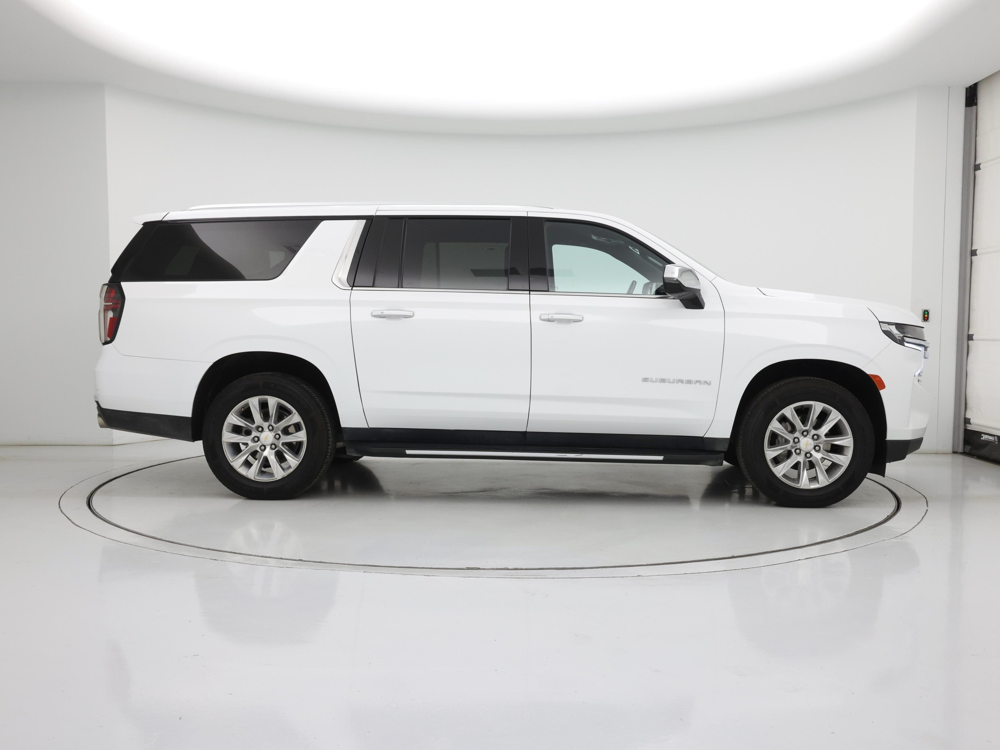 Thumbnail: 2023 Chevrolet Suburban - 7