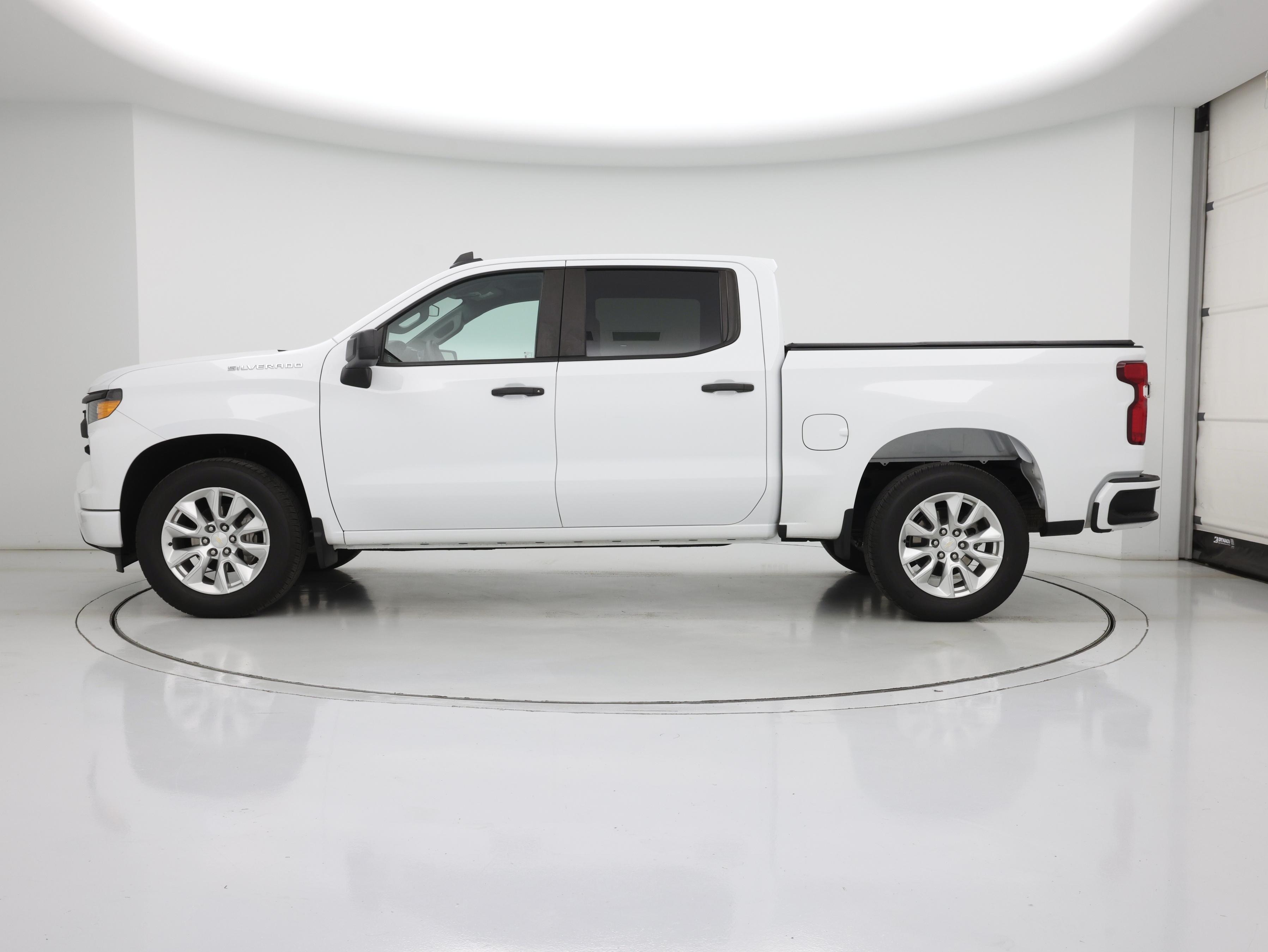 Thumbnail: 2024 Chevrolet Silverado 1500 - 3