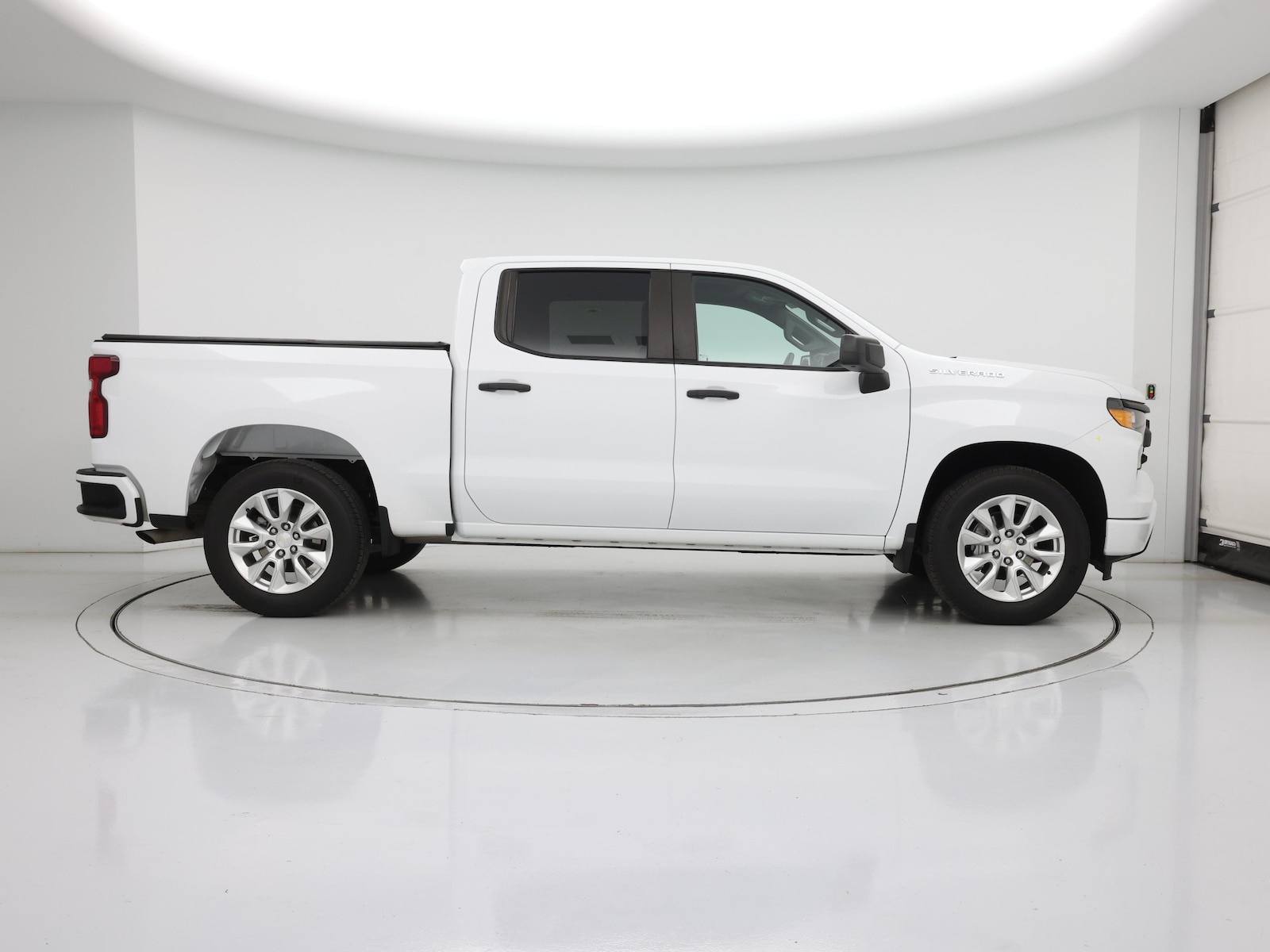 2024 Chevrolet Silverado 1500 Custom - Photo 8