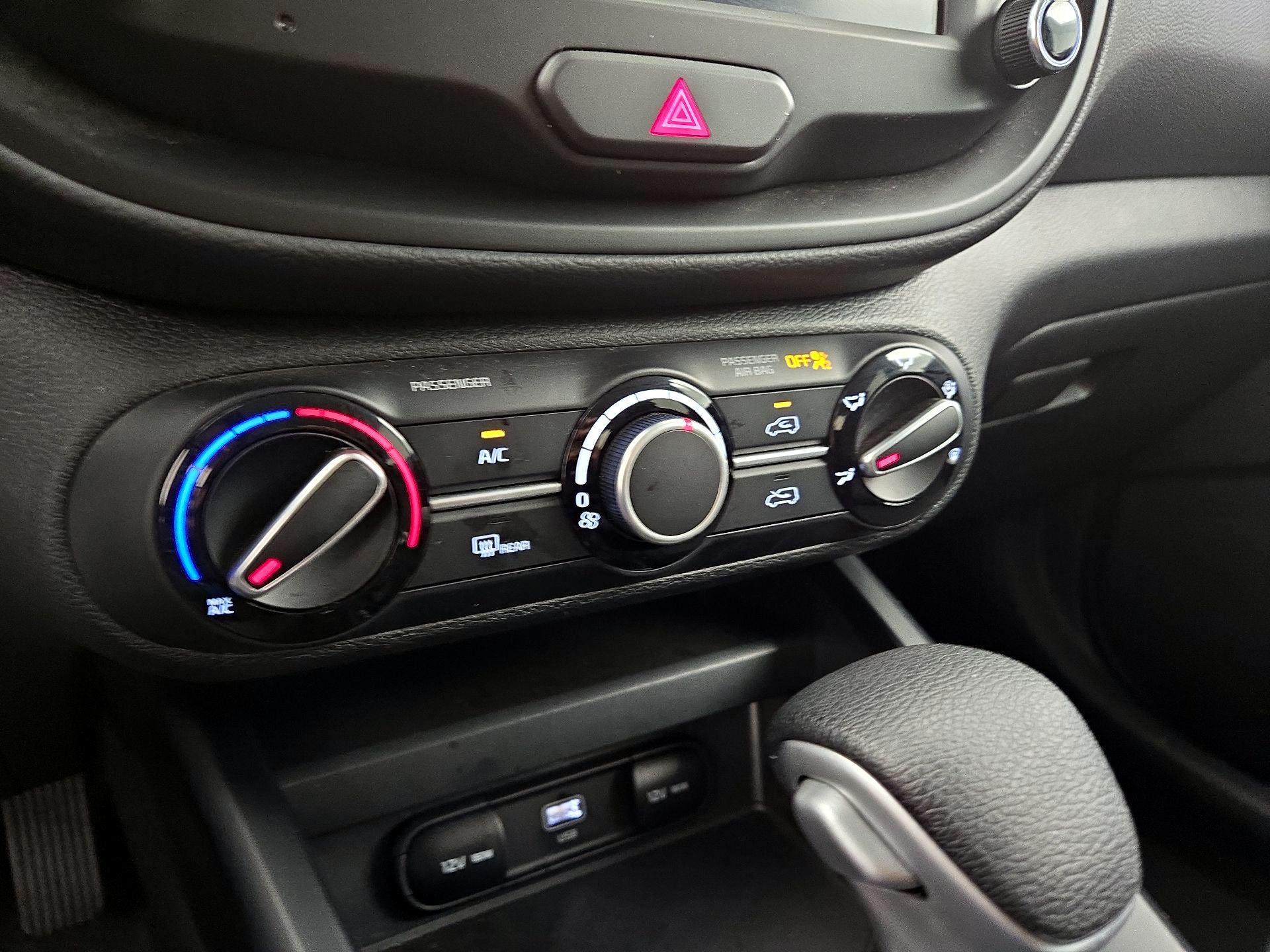 Thumbnail: 2025 Kia Soul - 16