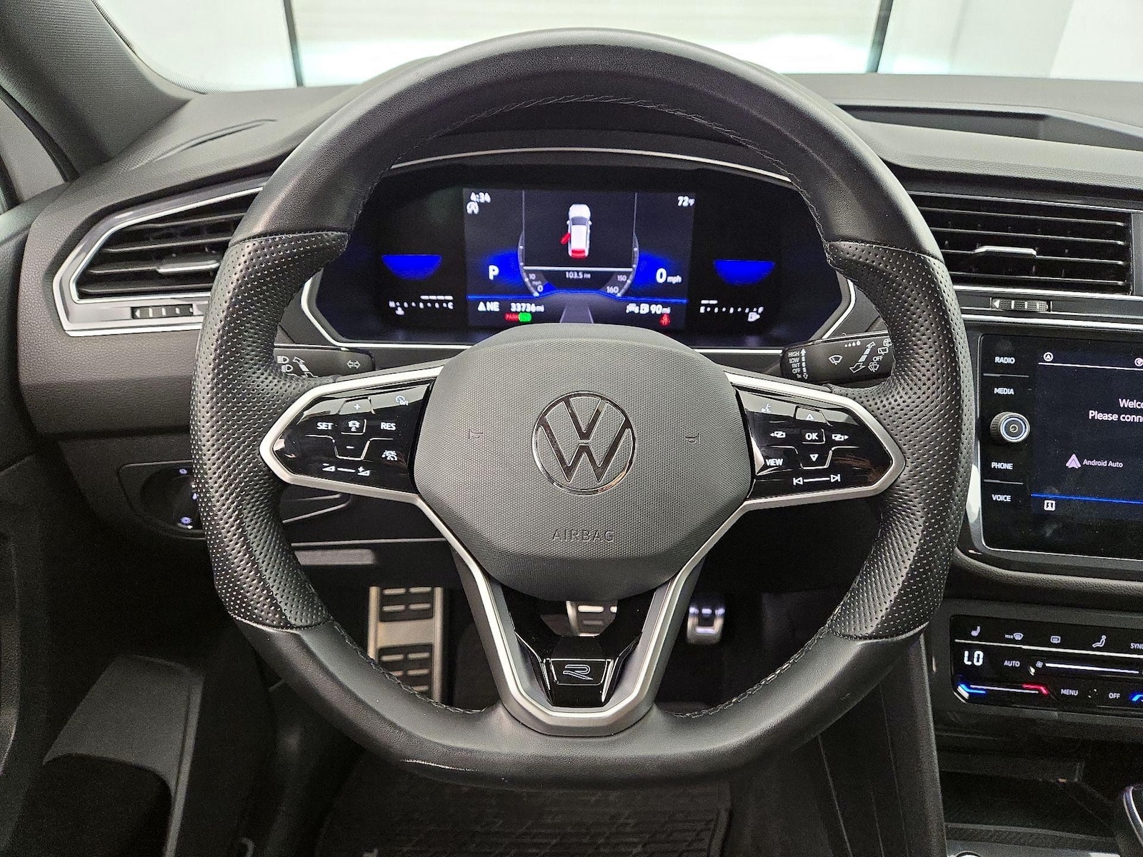 2023 Volkswagen Tiguan SE R-LINE BLACK - Photo 11