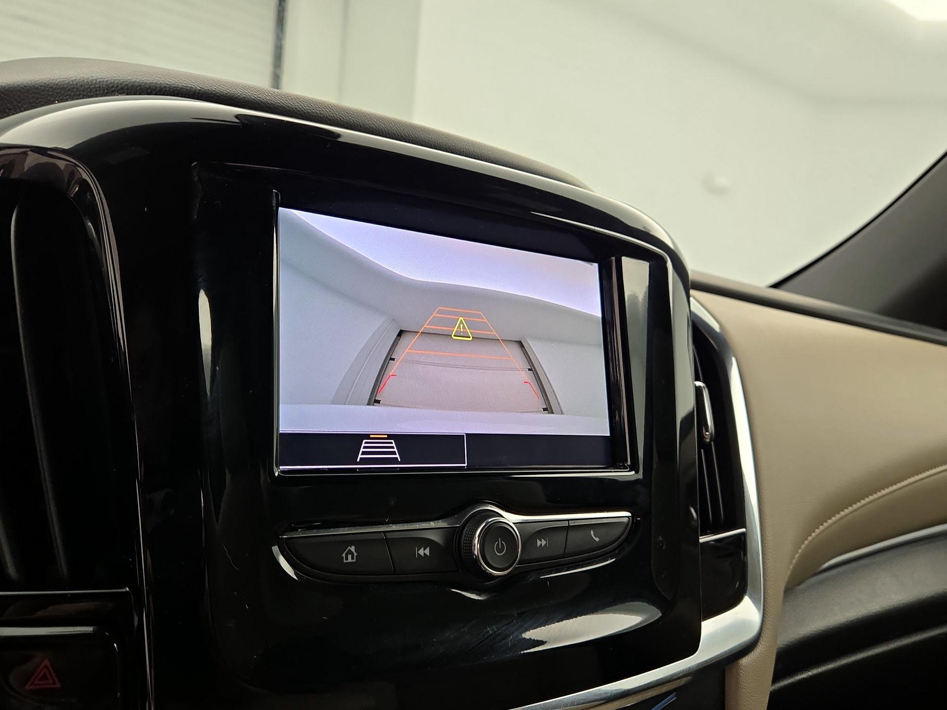 Thumbnail: 2023 Chevrolet Traverse - 14
