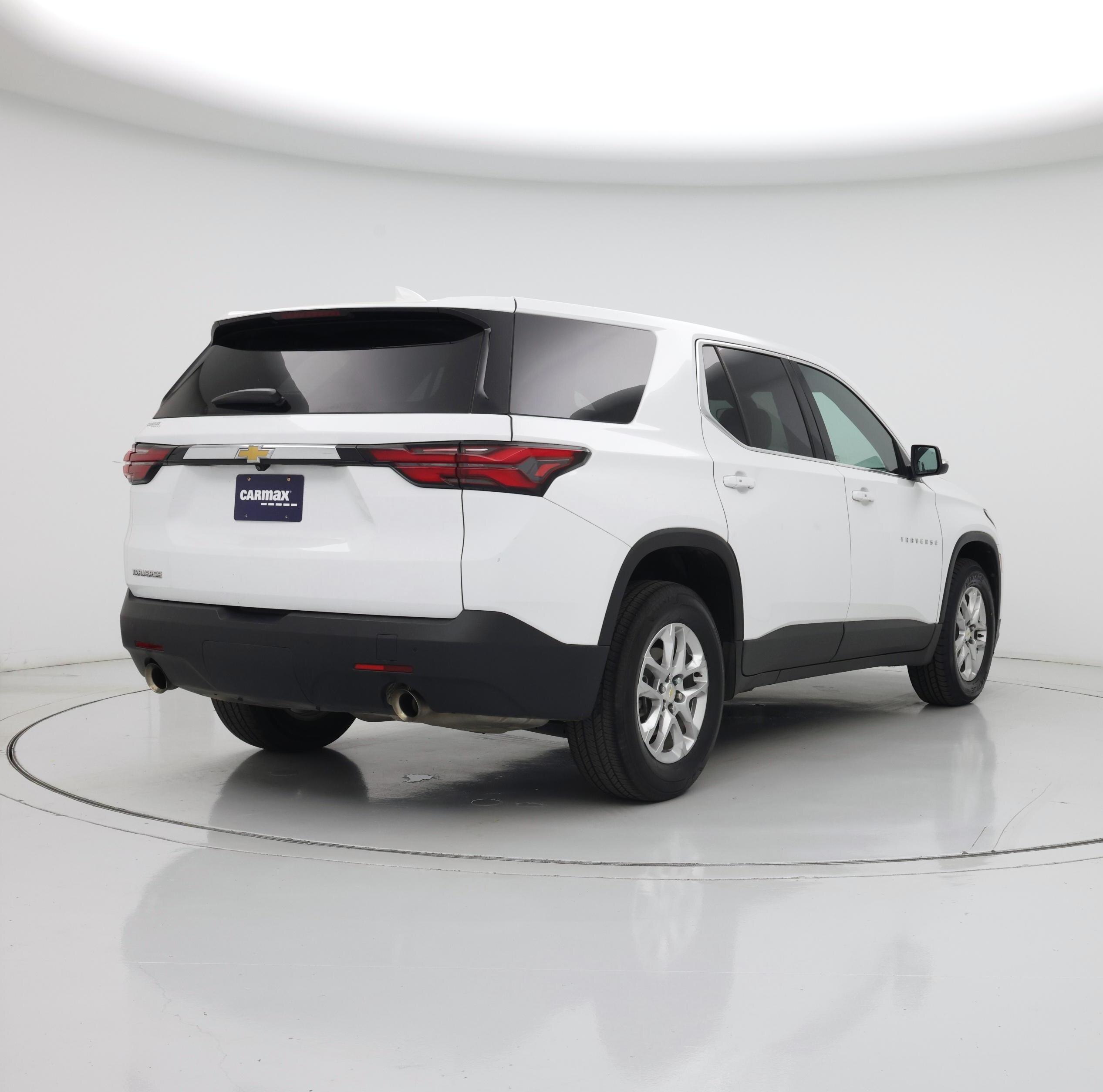 Thumbnail: 2023 Chevrolet Traverse - 8