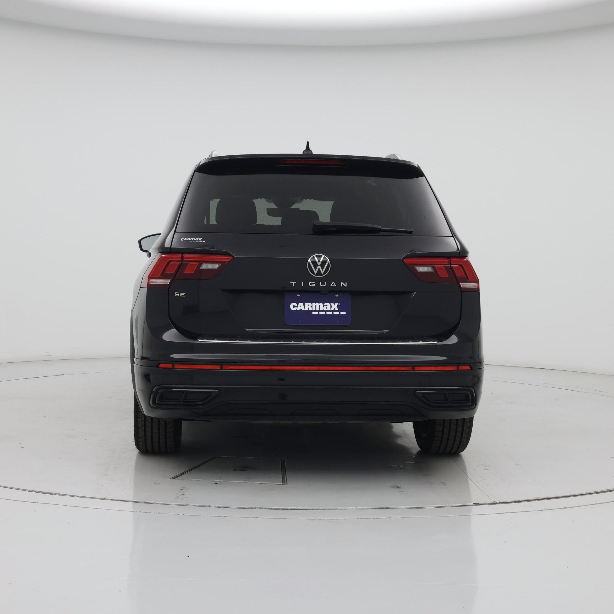 Thumbnail: 2022 Volkswagen Tiguan - 6