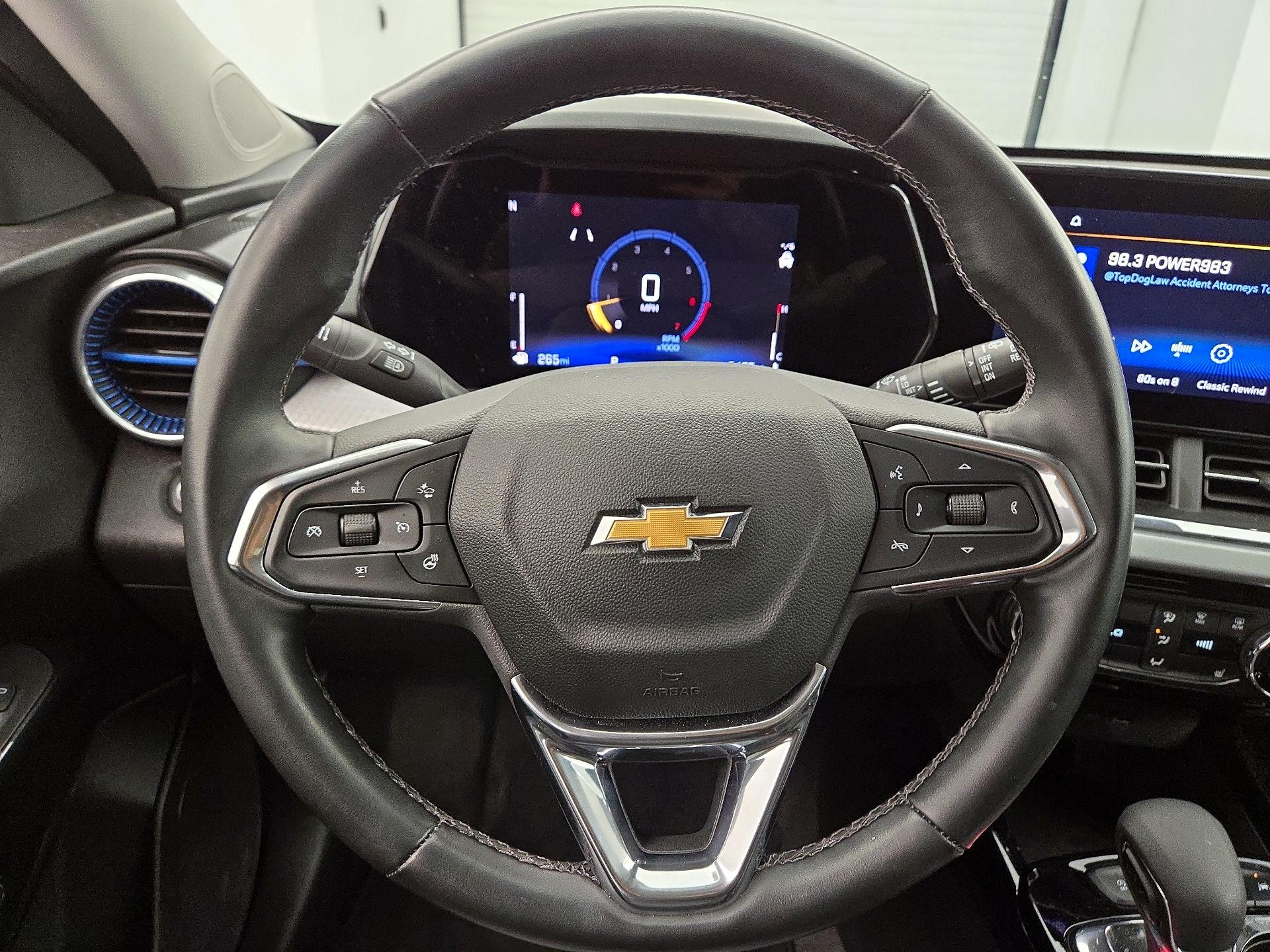 Thumbnail: 2025 Chevrolet Trax - 10