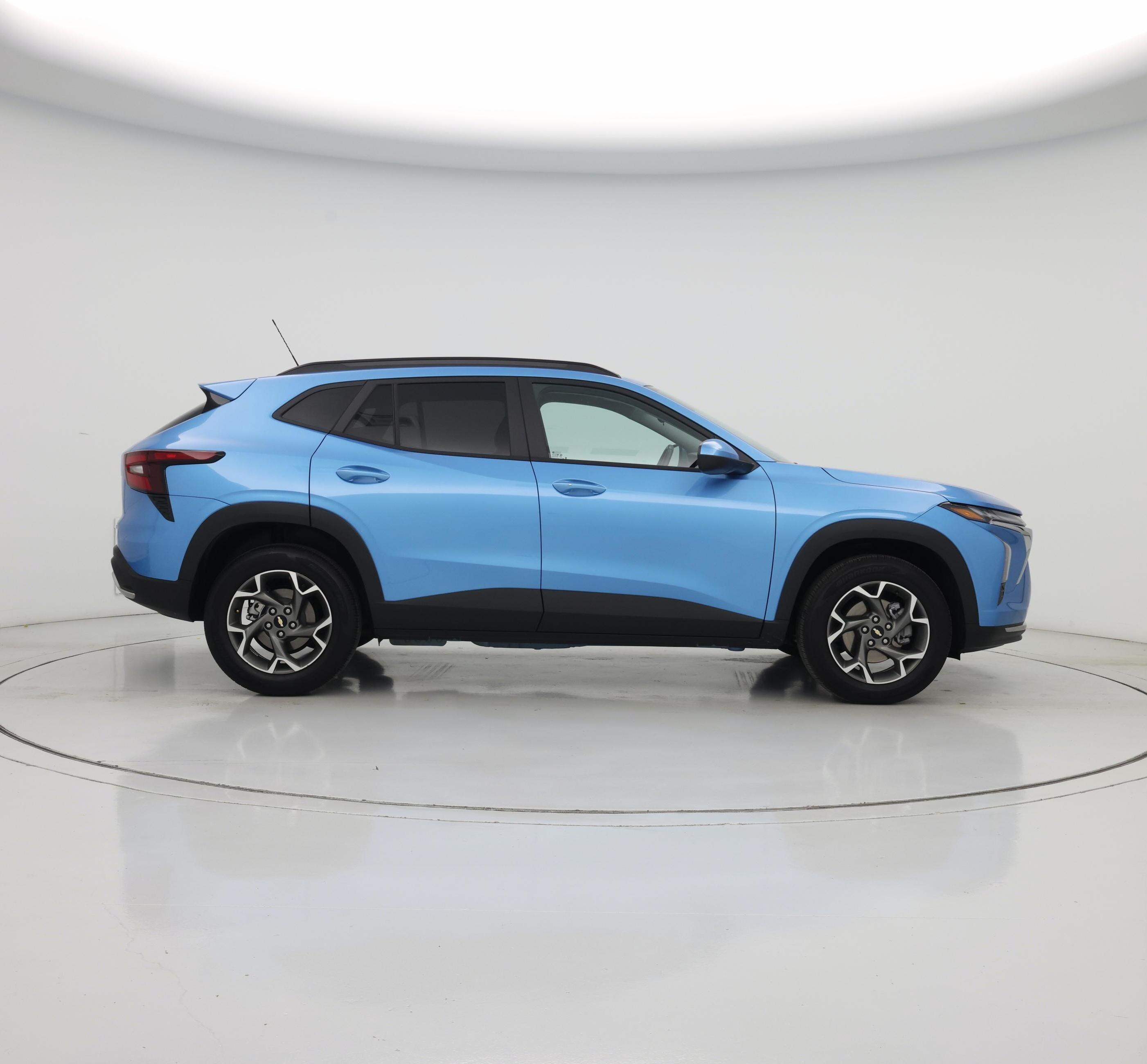 Thumbnail: 2025 Chevrolet Trax - 7