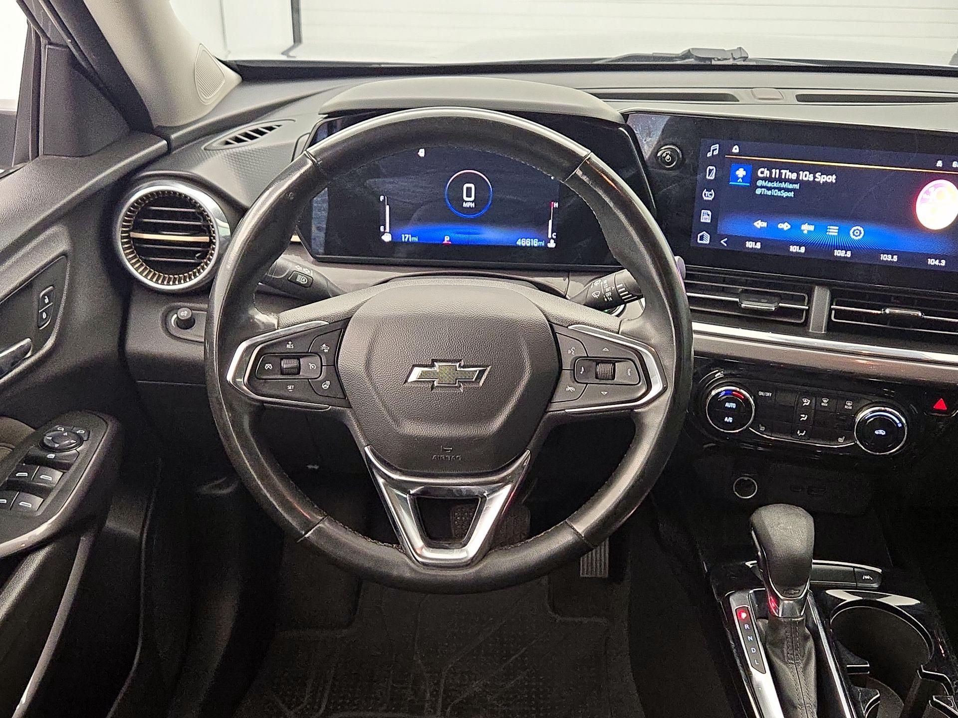 Thumbnail: 2025 Chevrolet Trax - 10