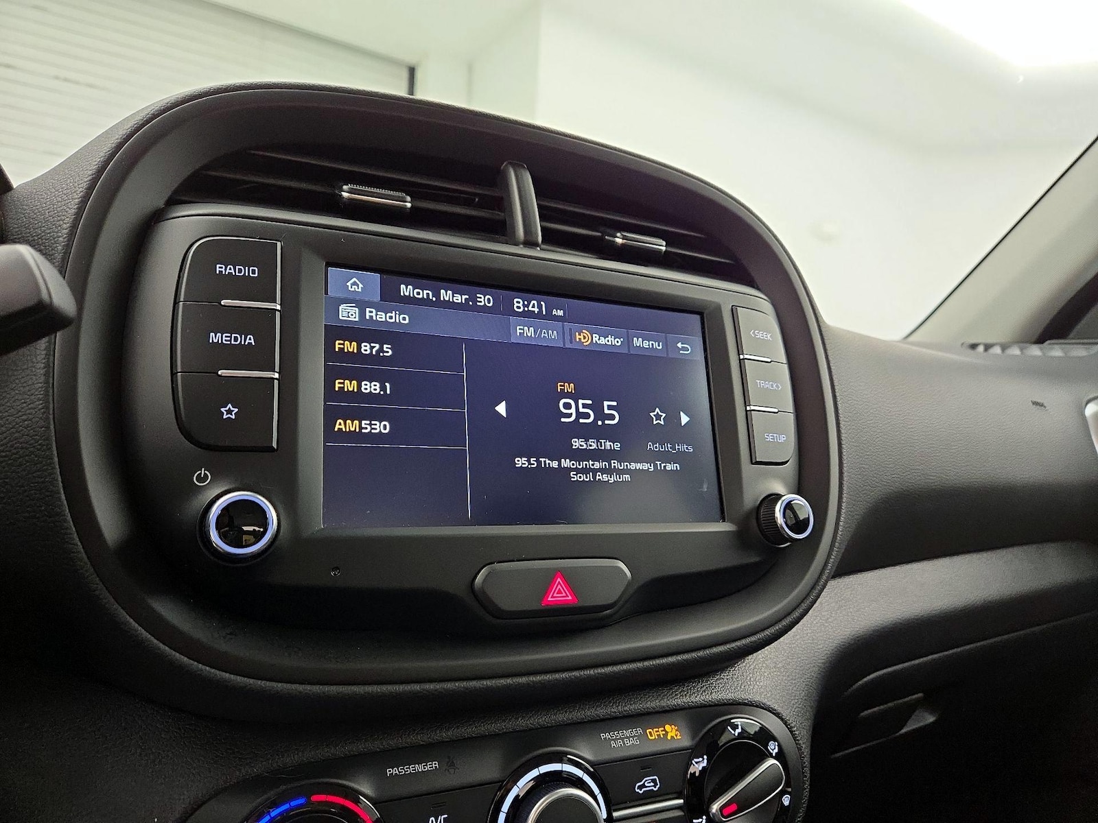 2025 Kia Soul LX - Photo 16