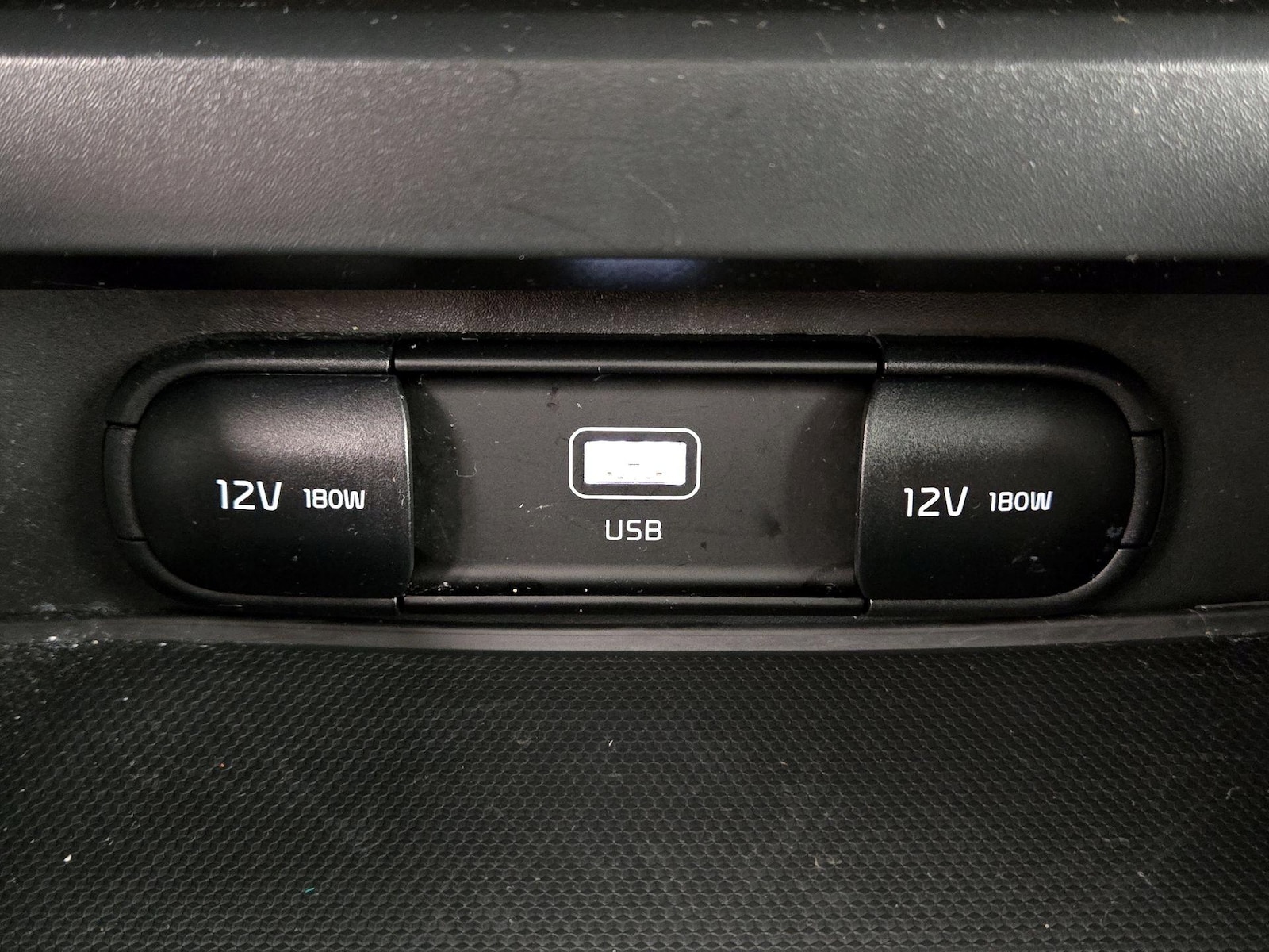 2025 Kia Soul LX - Photo 19