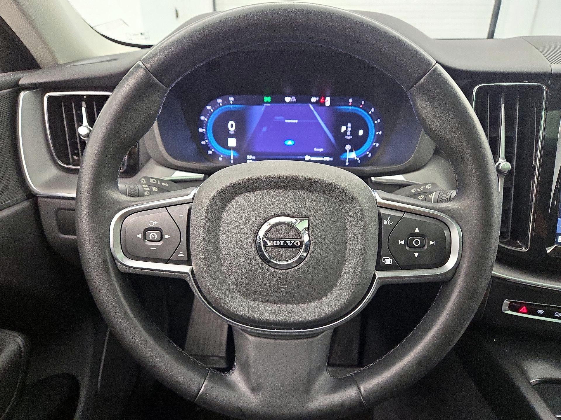 Thumbnail: 2024 Volvo XC60 - 10