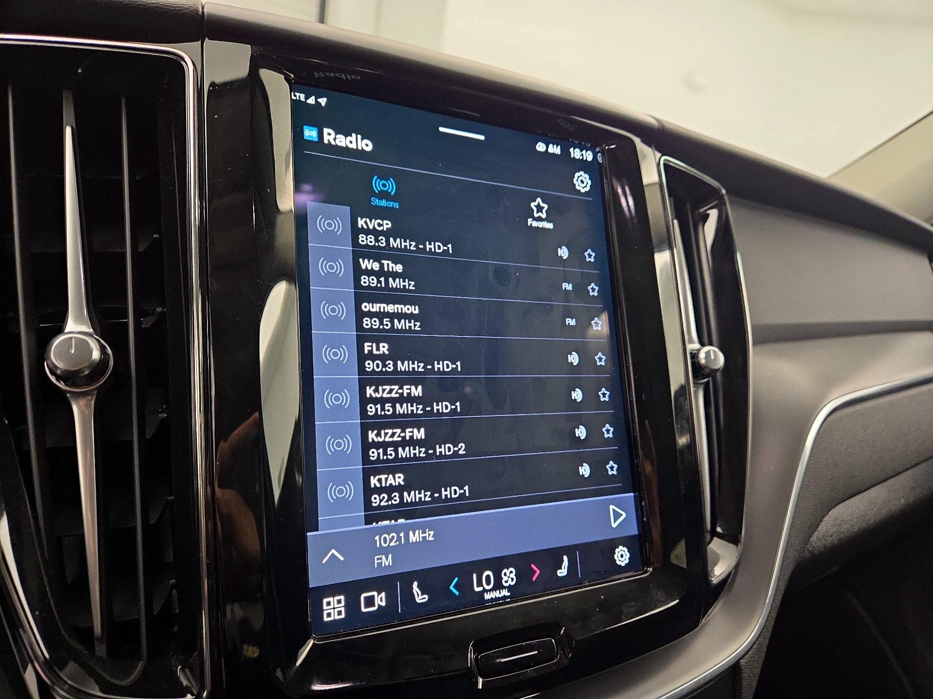 Thumbnail: 2024 Volvo XC60 - 15