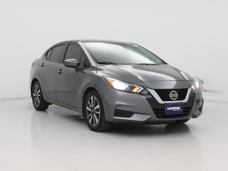 2022 Nissan Versa SV