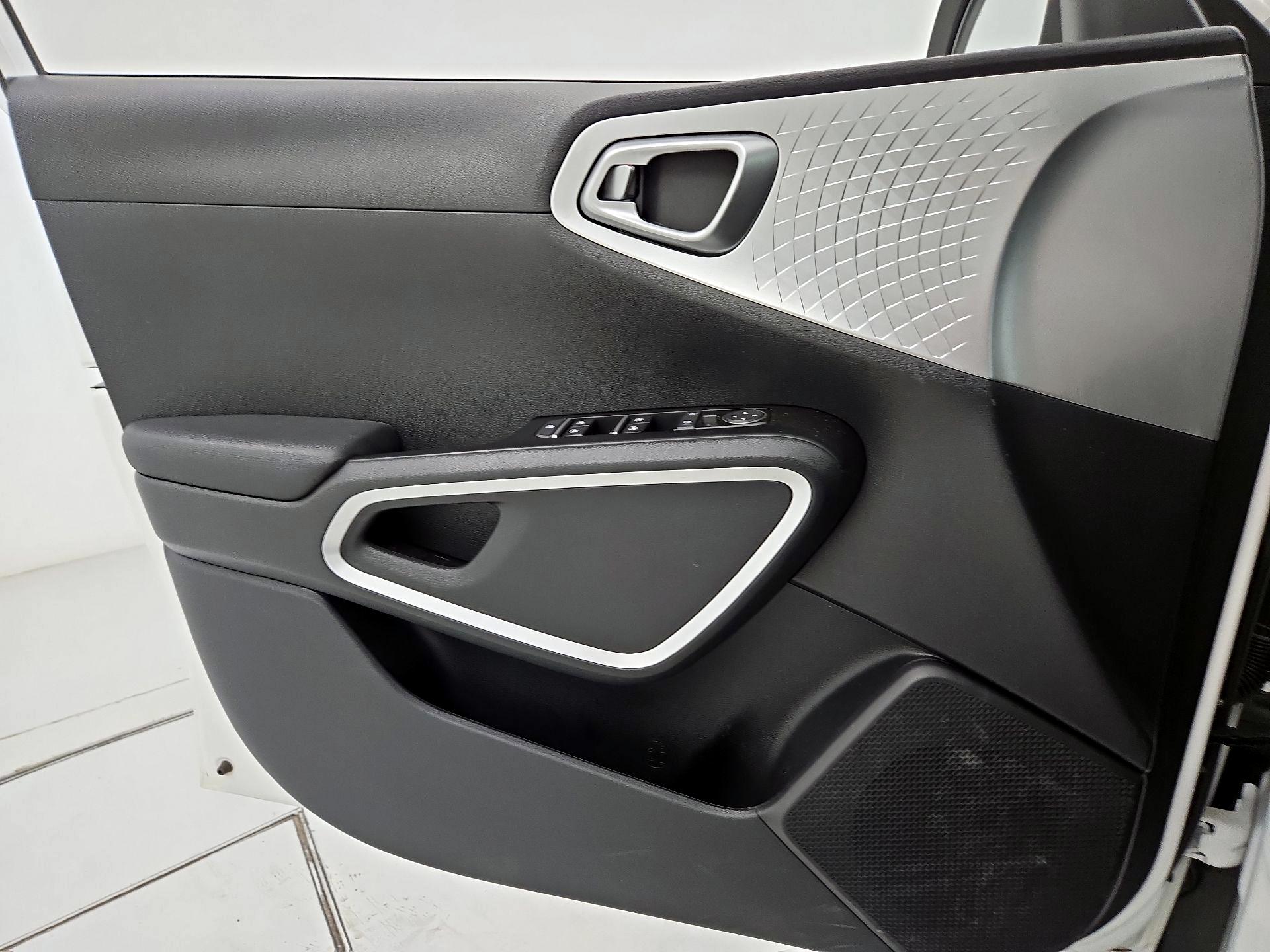 Thumbnail: 2025 Kia Soul - 12