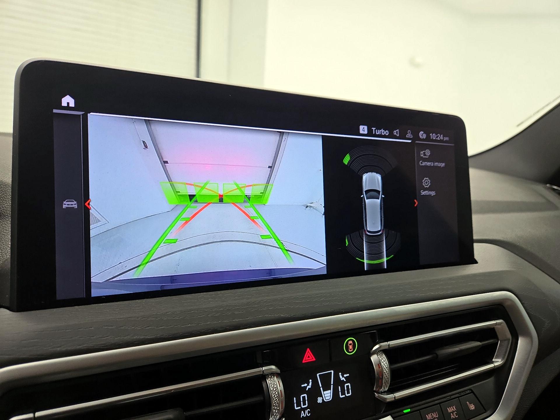 Thumbnail: 2022 BMW X3 - 15