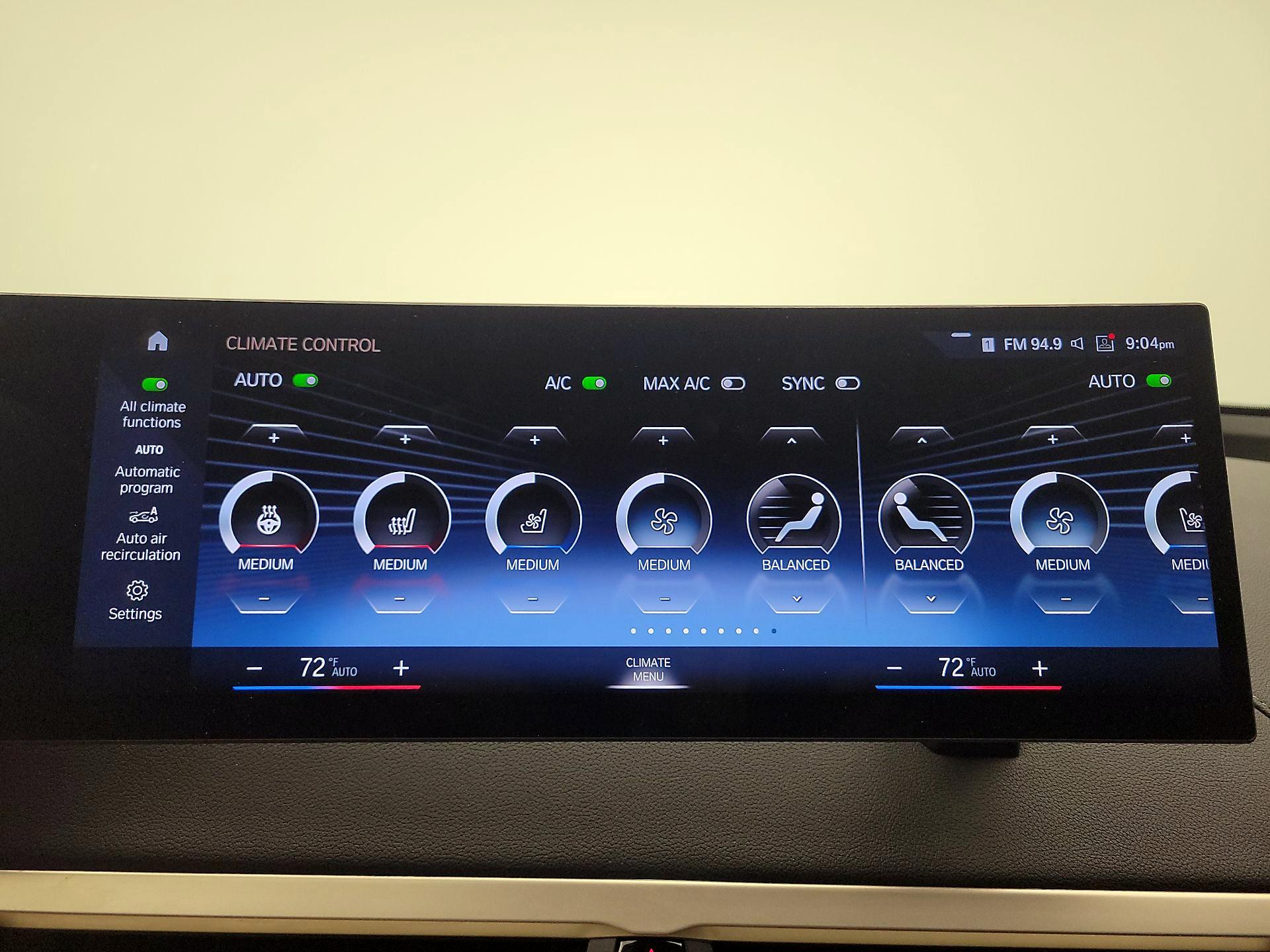 Thumbnail: 2023 BMW iX - 17