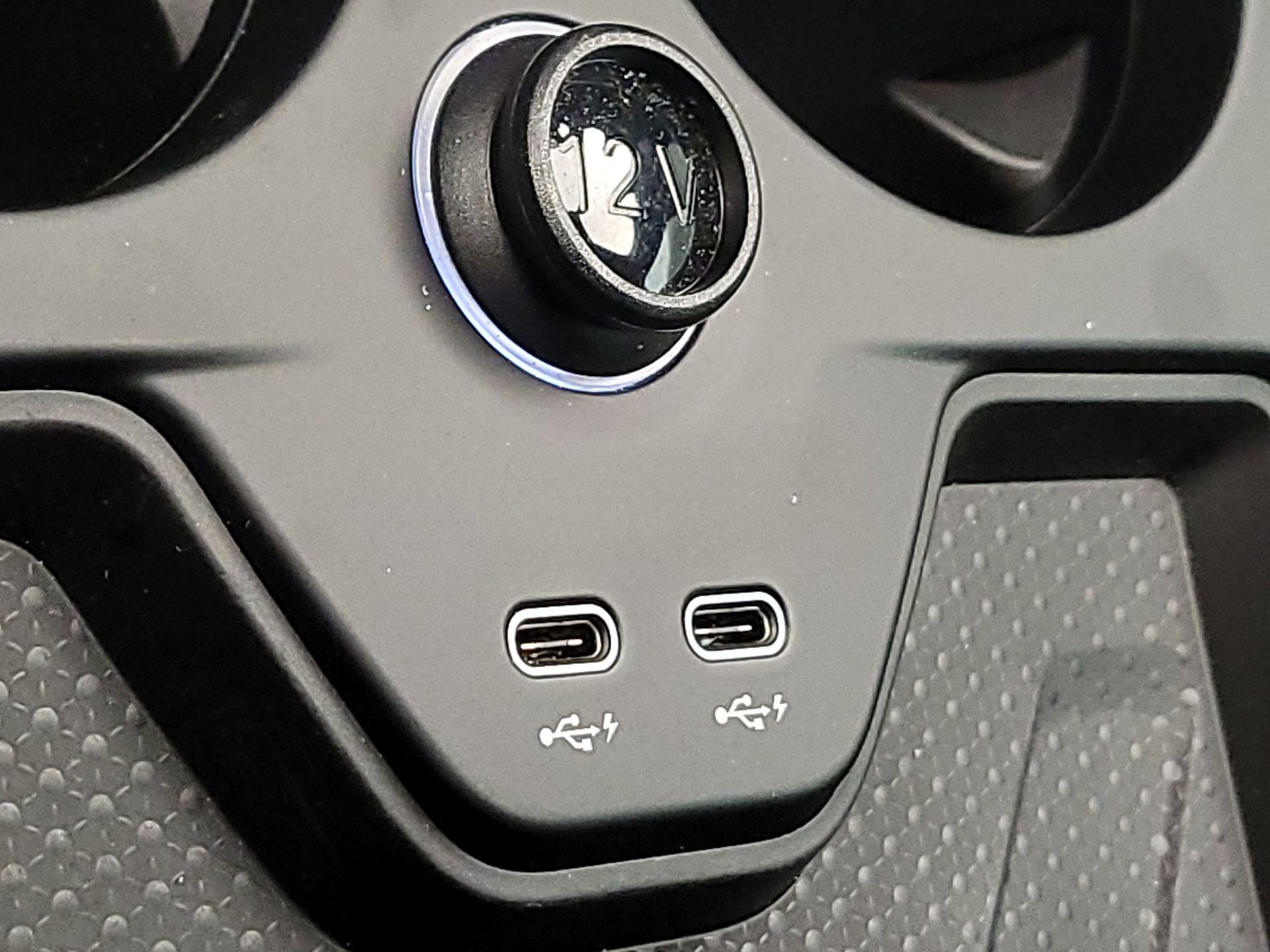 Thumbnail: 2023 BMW iX - 19