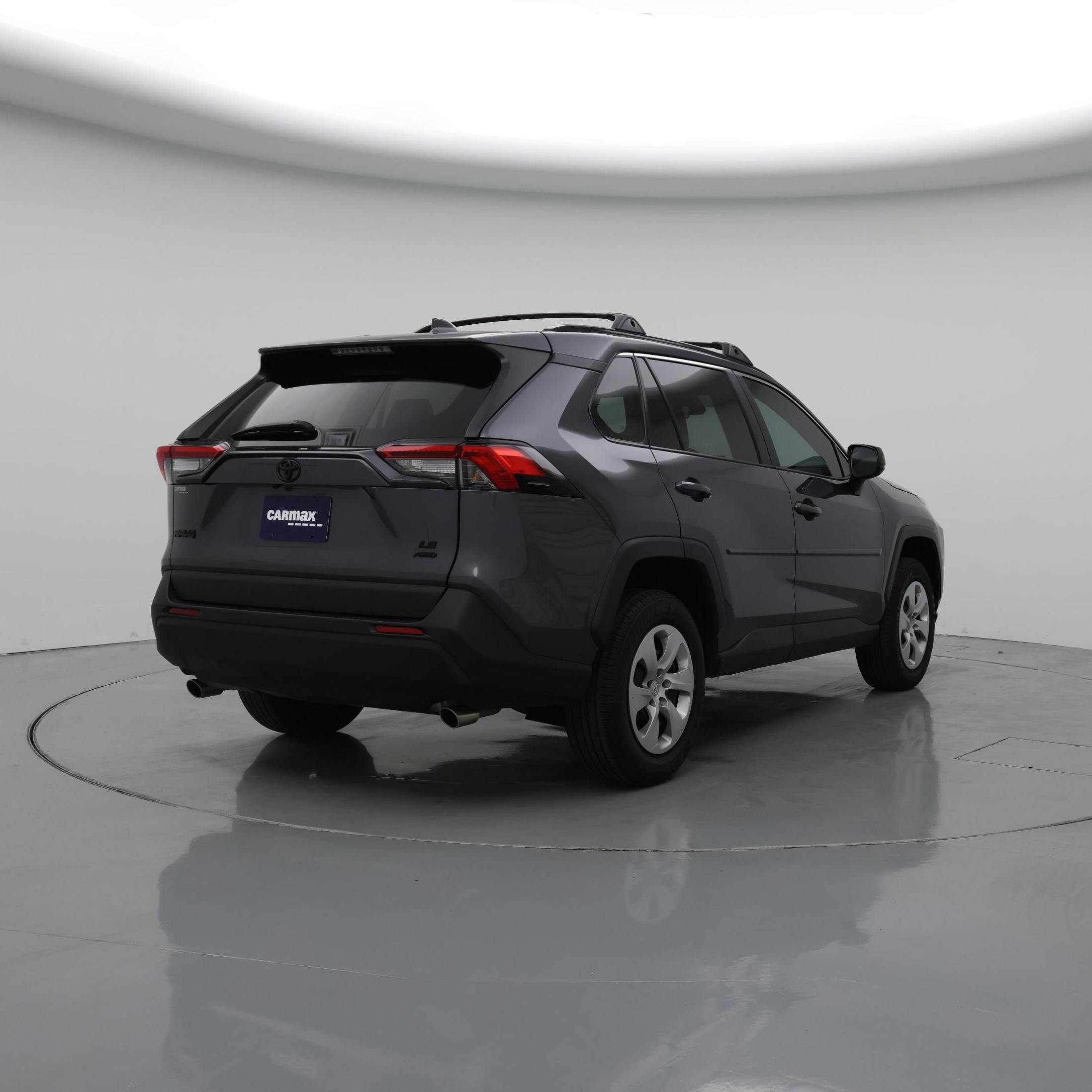Thumbnail: 2021 Toyota RAV4 - 8