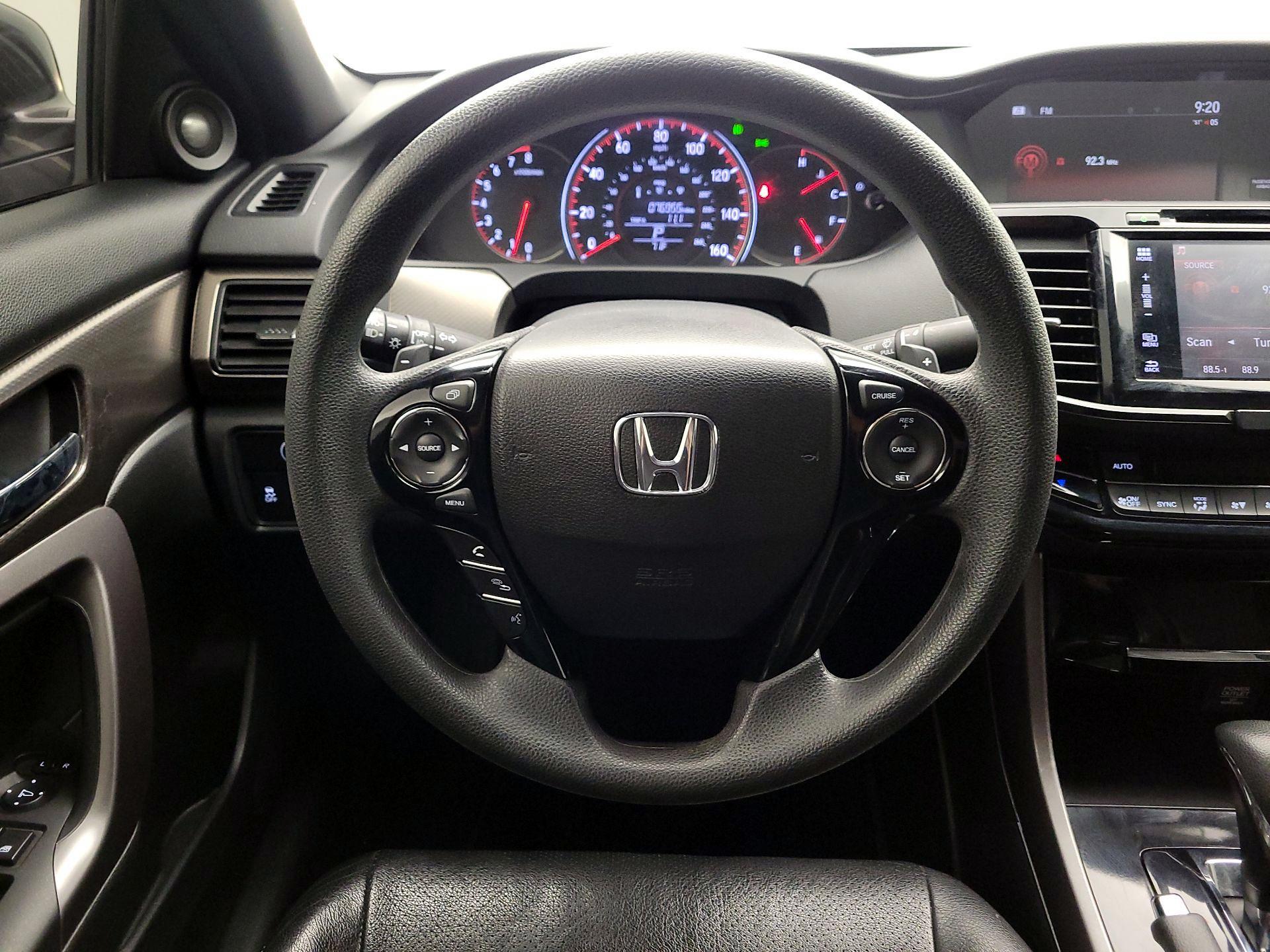 Thumbnail: 2016 Honda Accord - 10