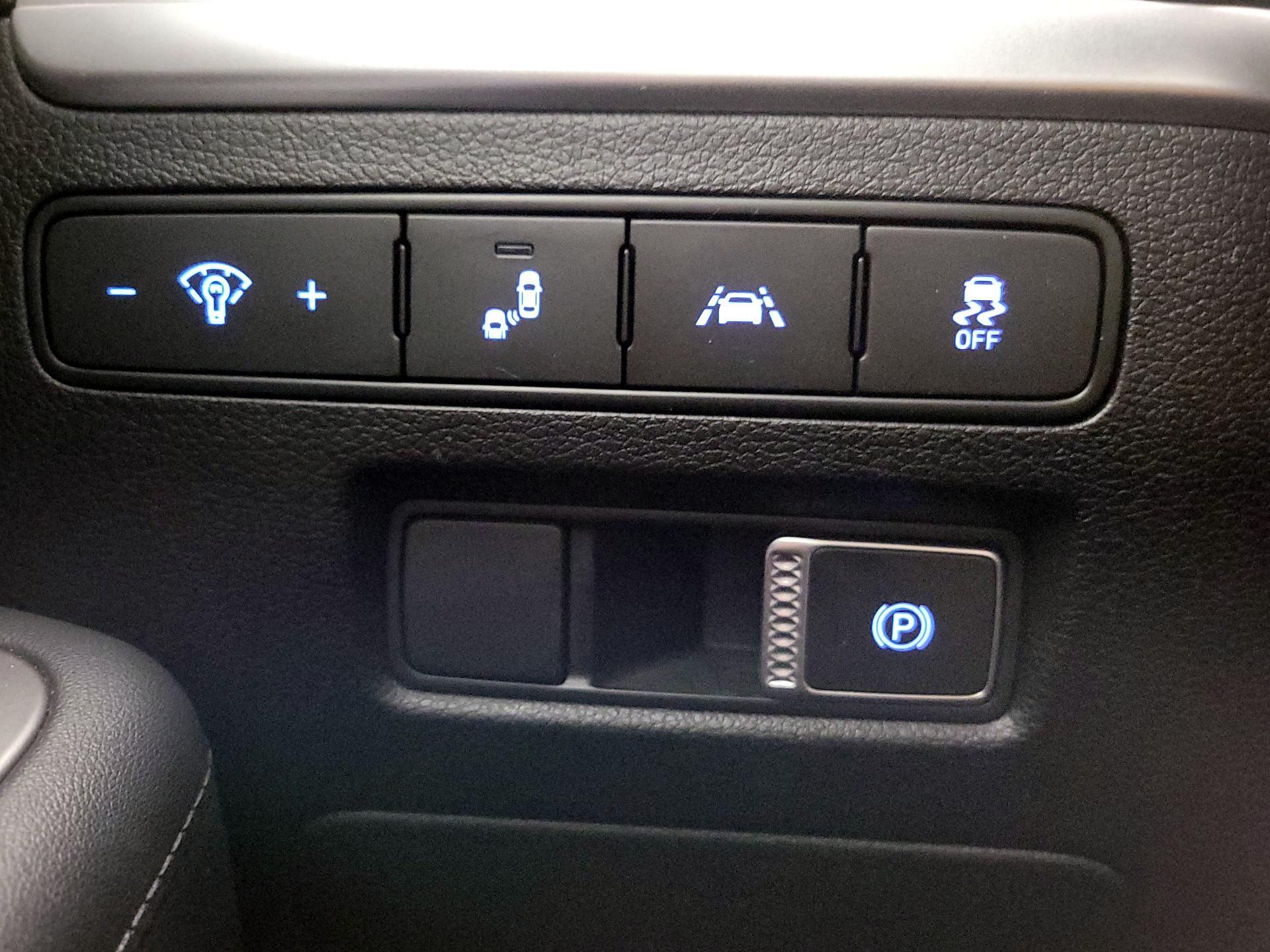 Thumbnail: 2022 Hyundai Palisade - 13