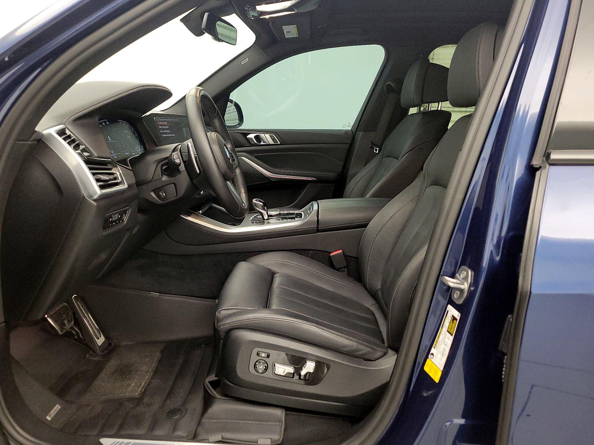 Thumbnail: 2022 BMW X5 - 11