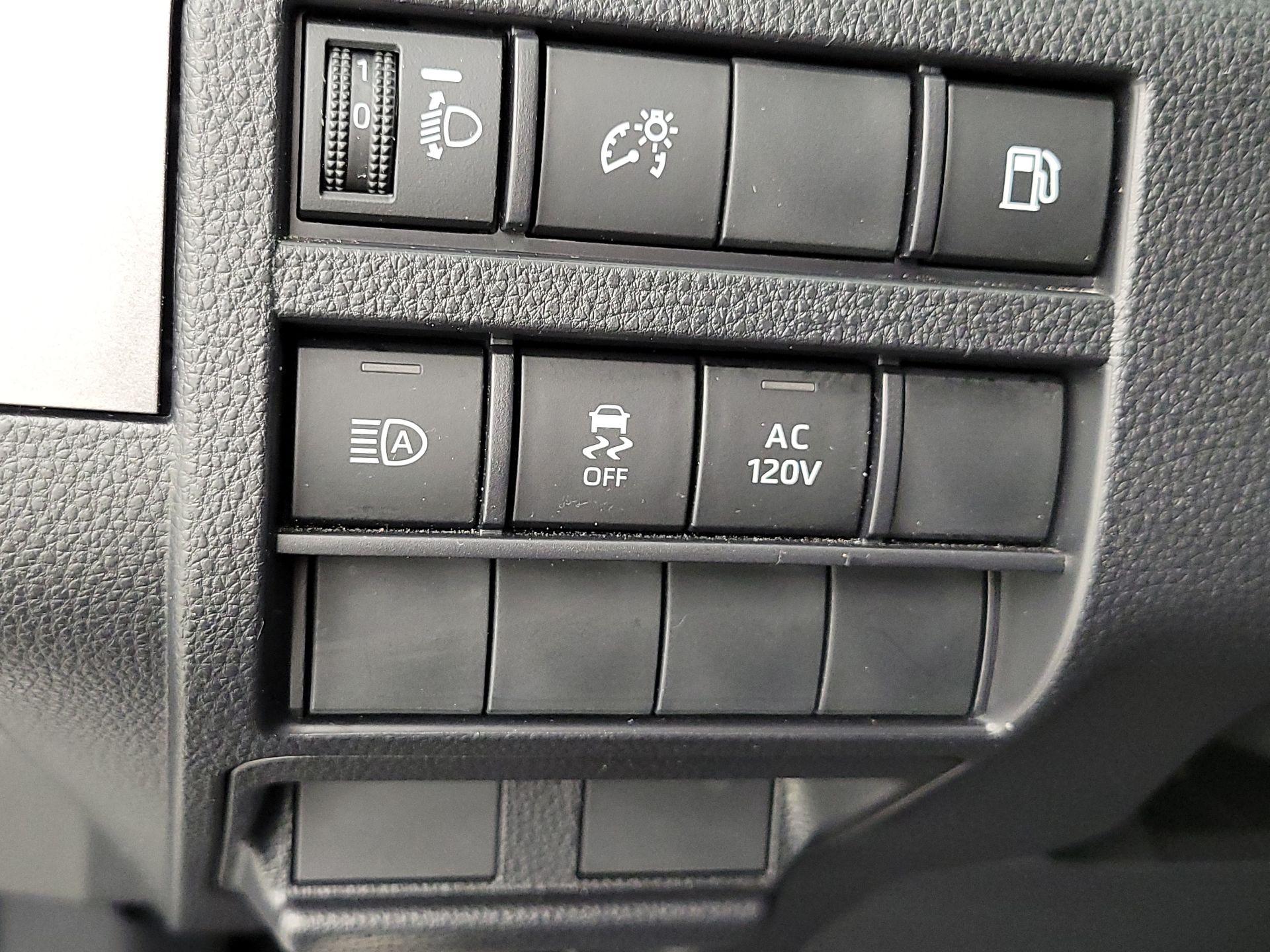 Thumbnail: 2025 Toyota 4Runner - 13