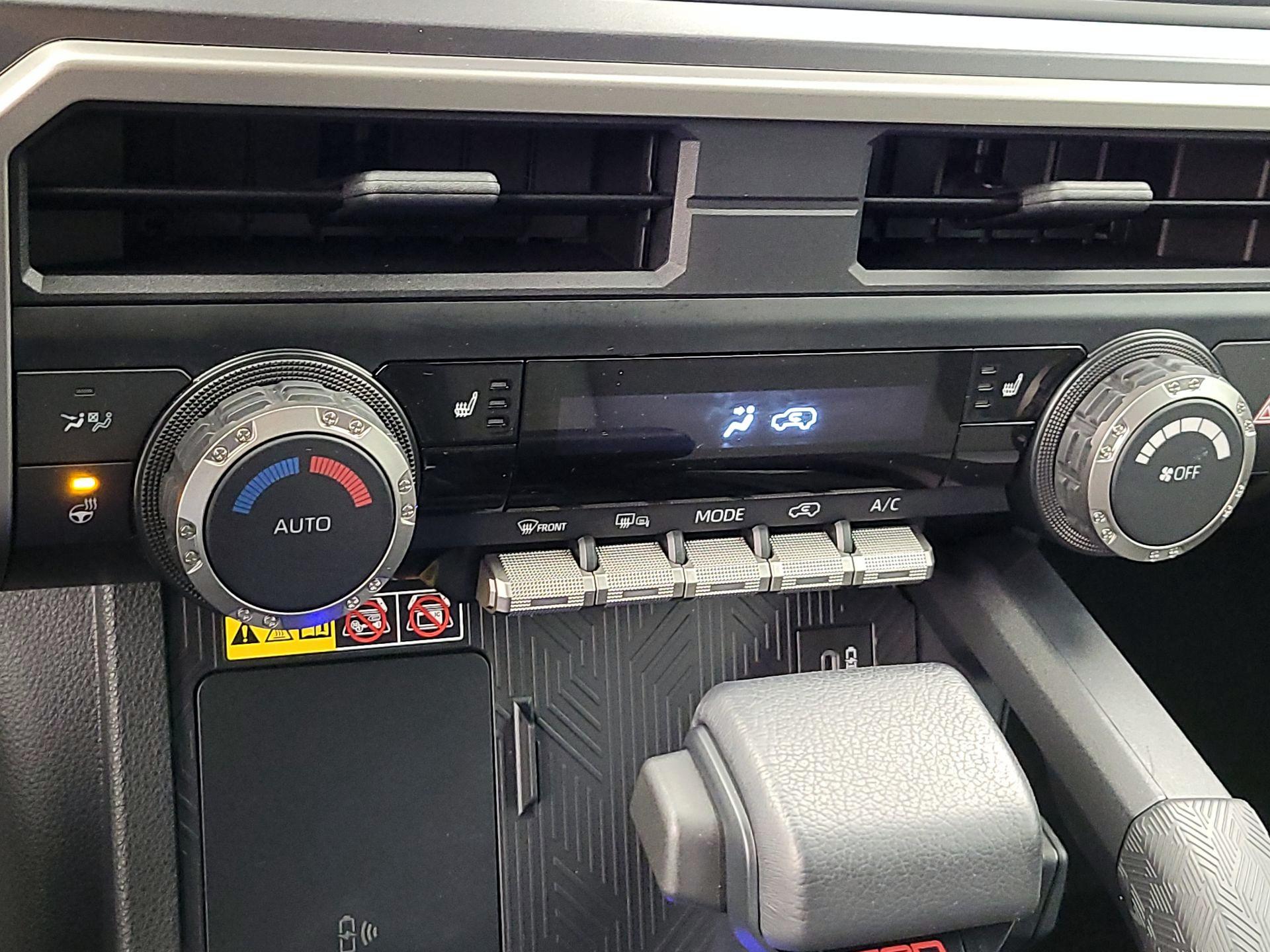 Thumbnail: 2025 Toyota 4Runner - 16