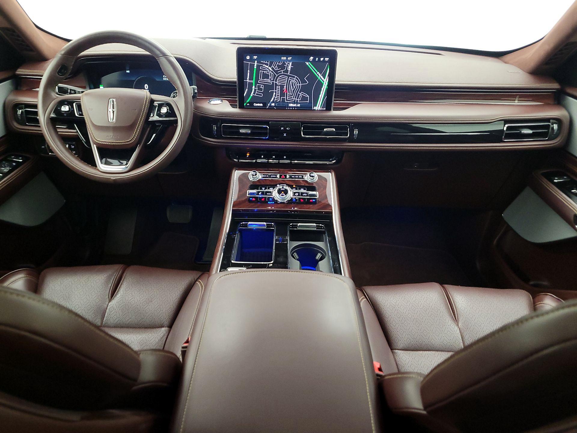 Thumbnail: 2022 Lincoln Aviator - 9