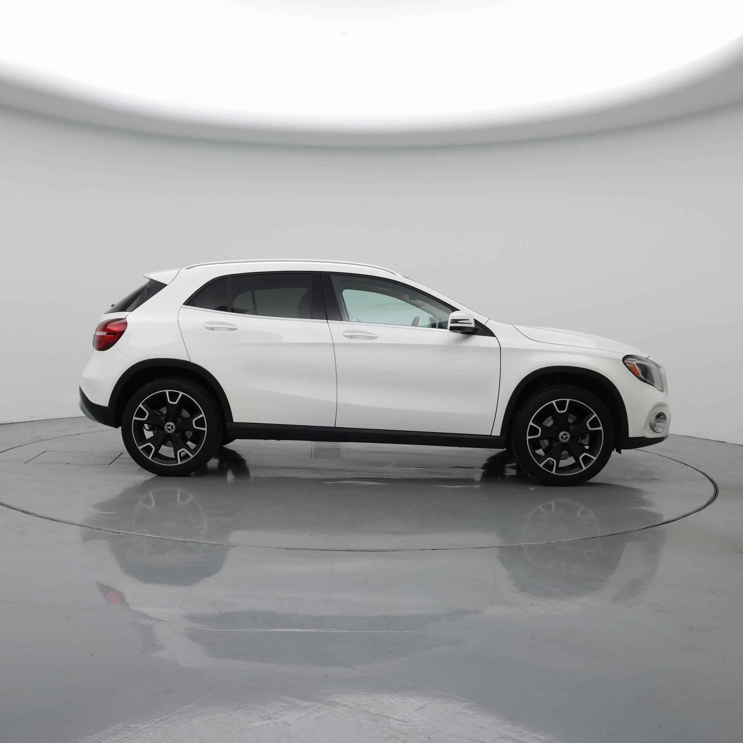 Thumbnail: 2019 Mercedes-Benz GLA - 7