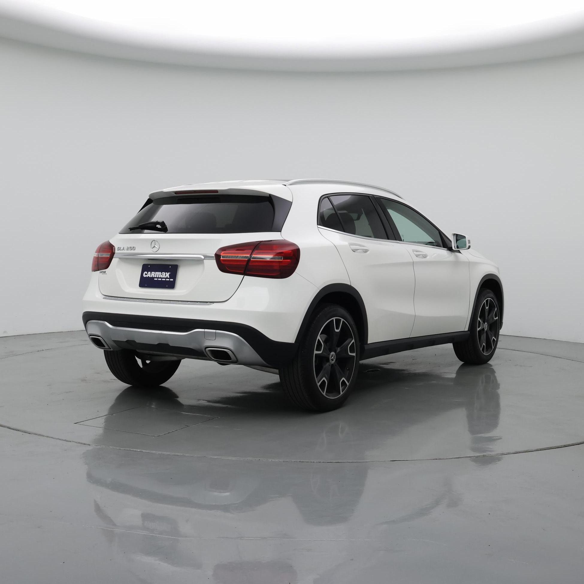 Thumbnail: 2019 Mercedes-Benz GLA - 8