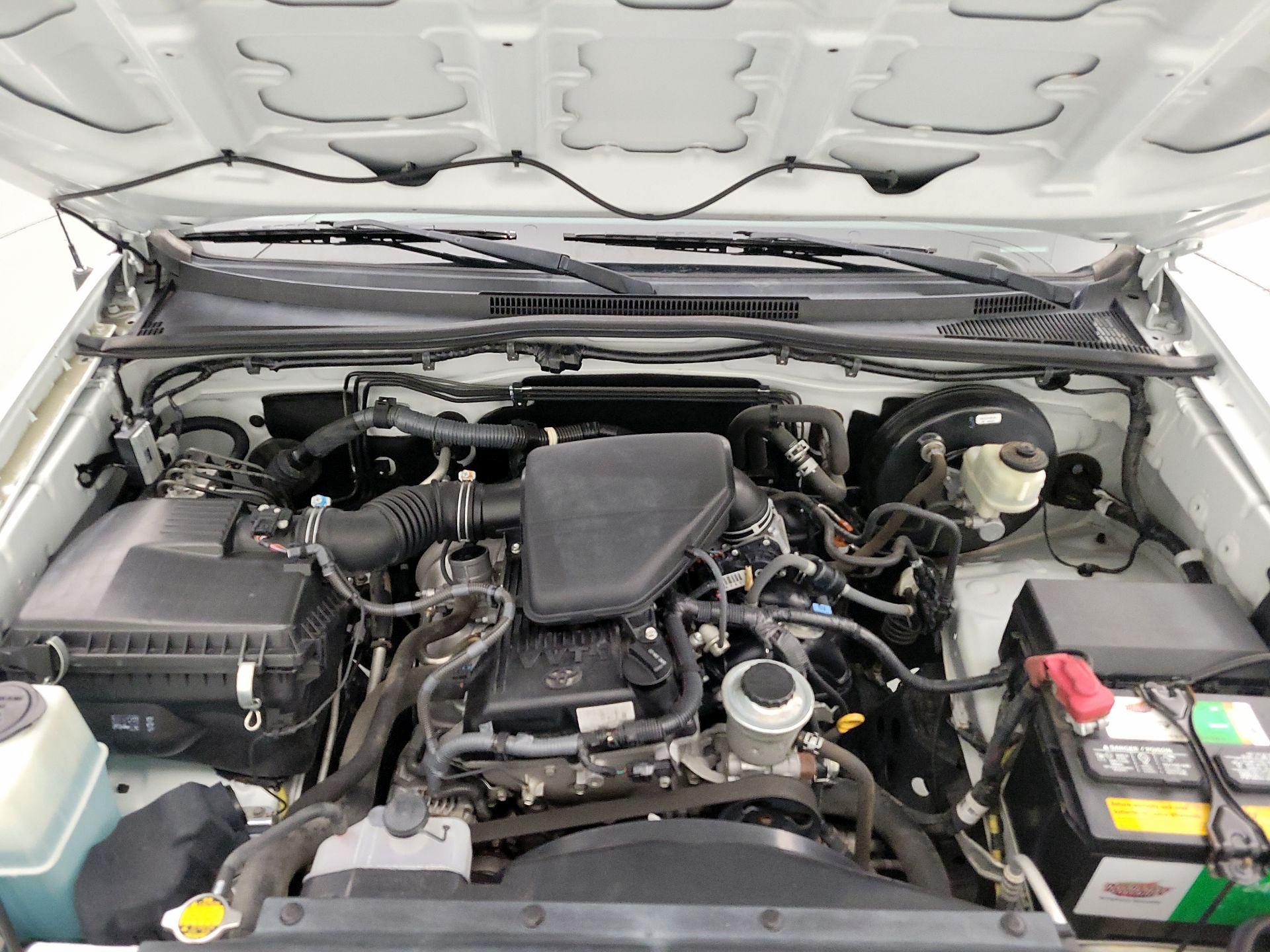 Thumbnail: 2015 Toyota Tacoma - 20