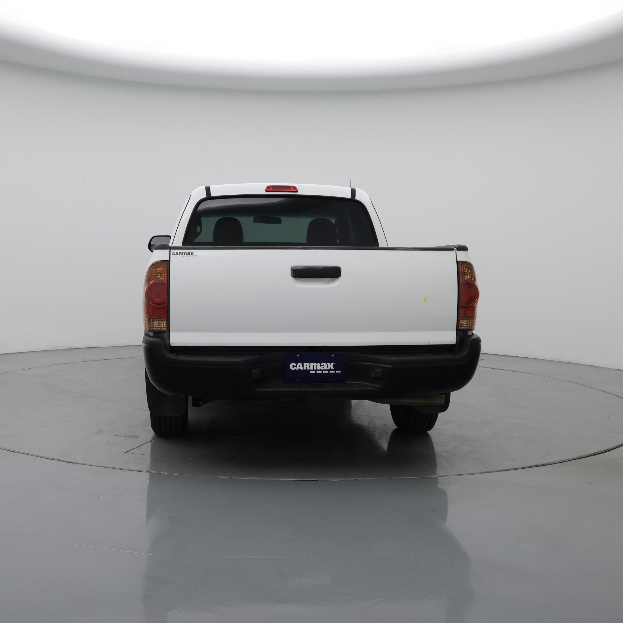 Thumbnail: 2015 Toyota Tacoma - 6