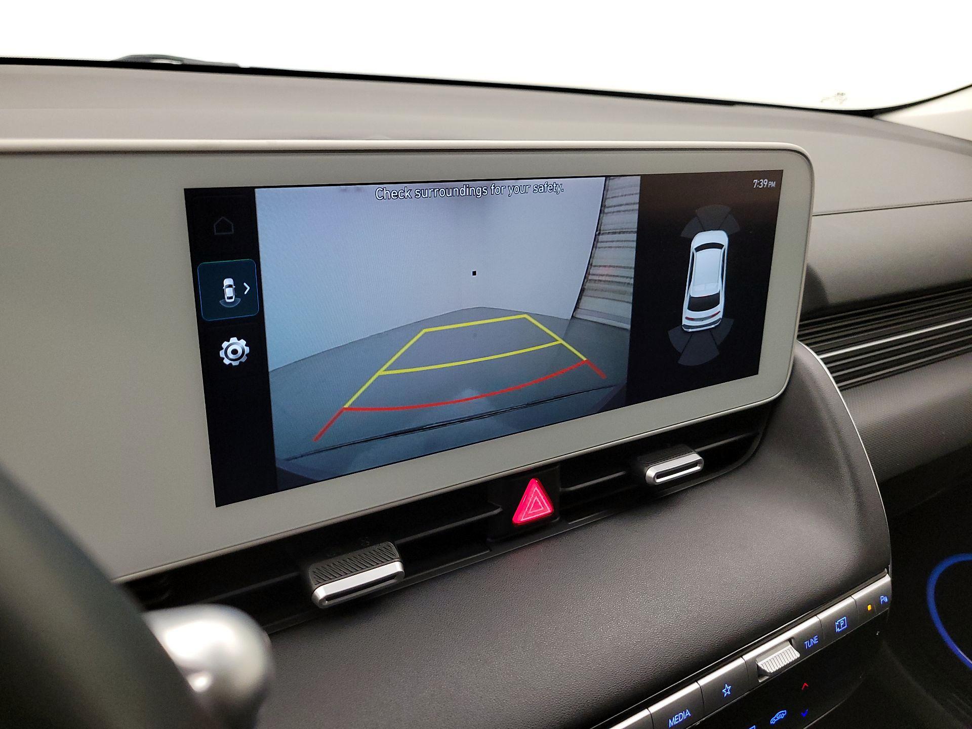 Thumbnail: 2022 Hyundai Ioniq 5 - 15