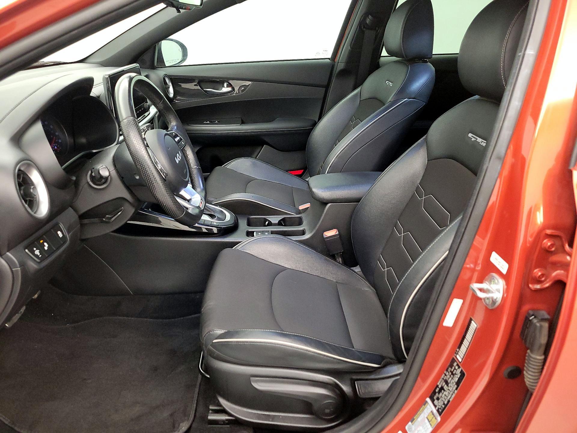 Thumbnail: 2023 Kia Forte - 11