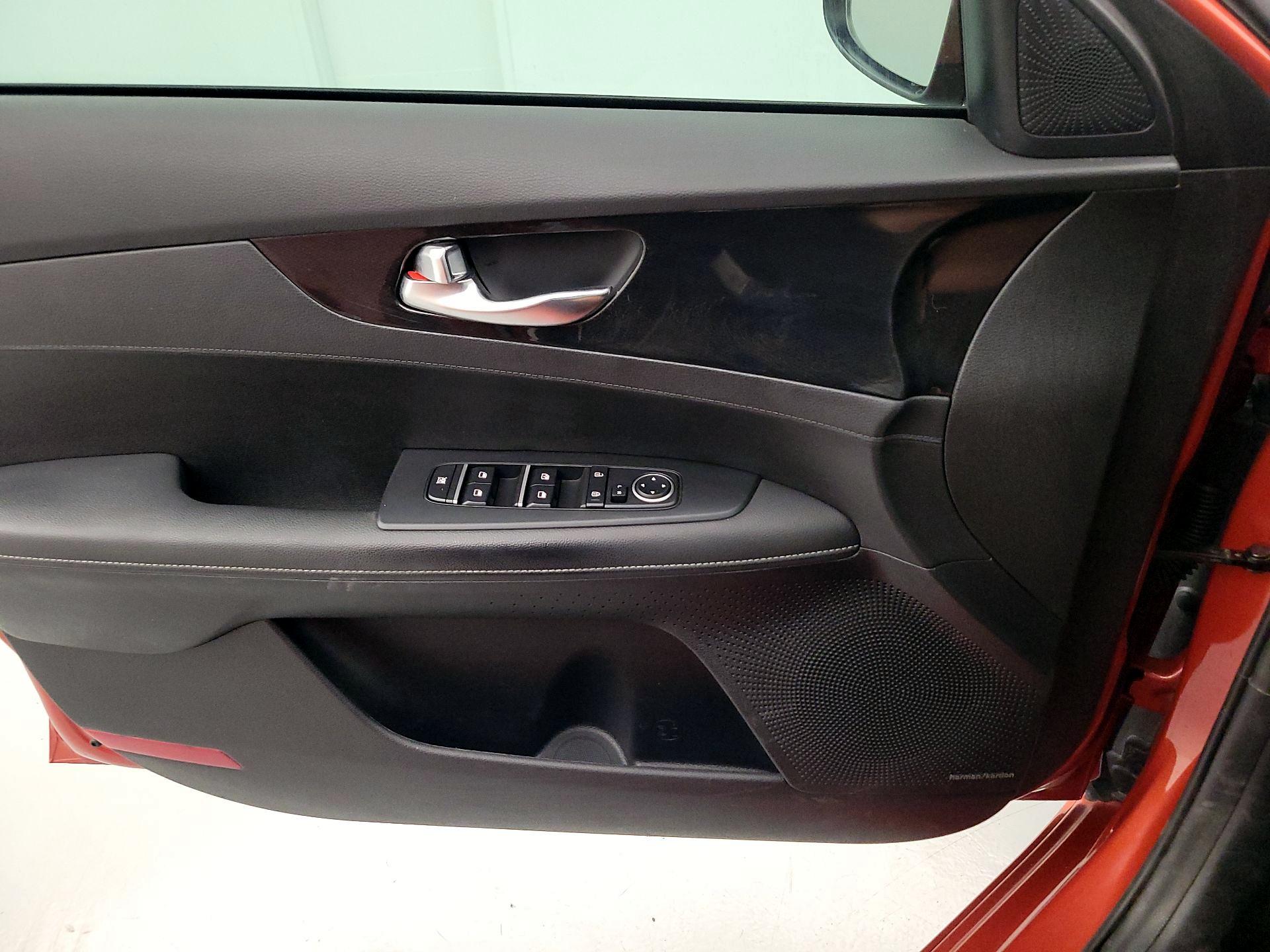 Thumbnail: 2023 Kia Forte - 12