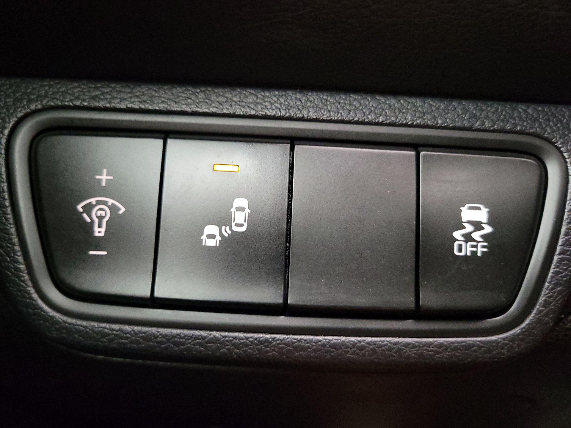 Thumbnail: 2023 Kia Forte - 13