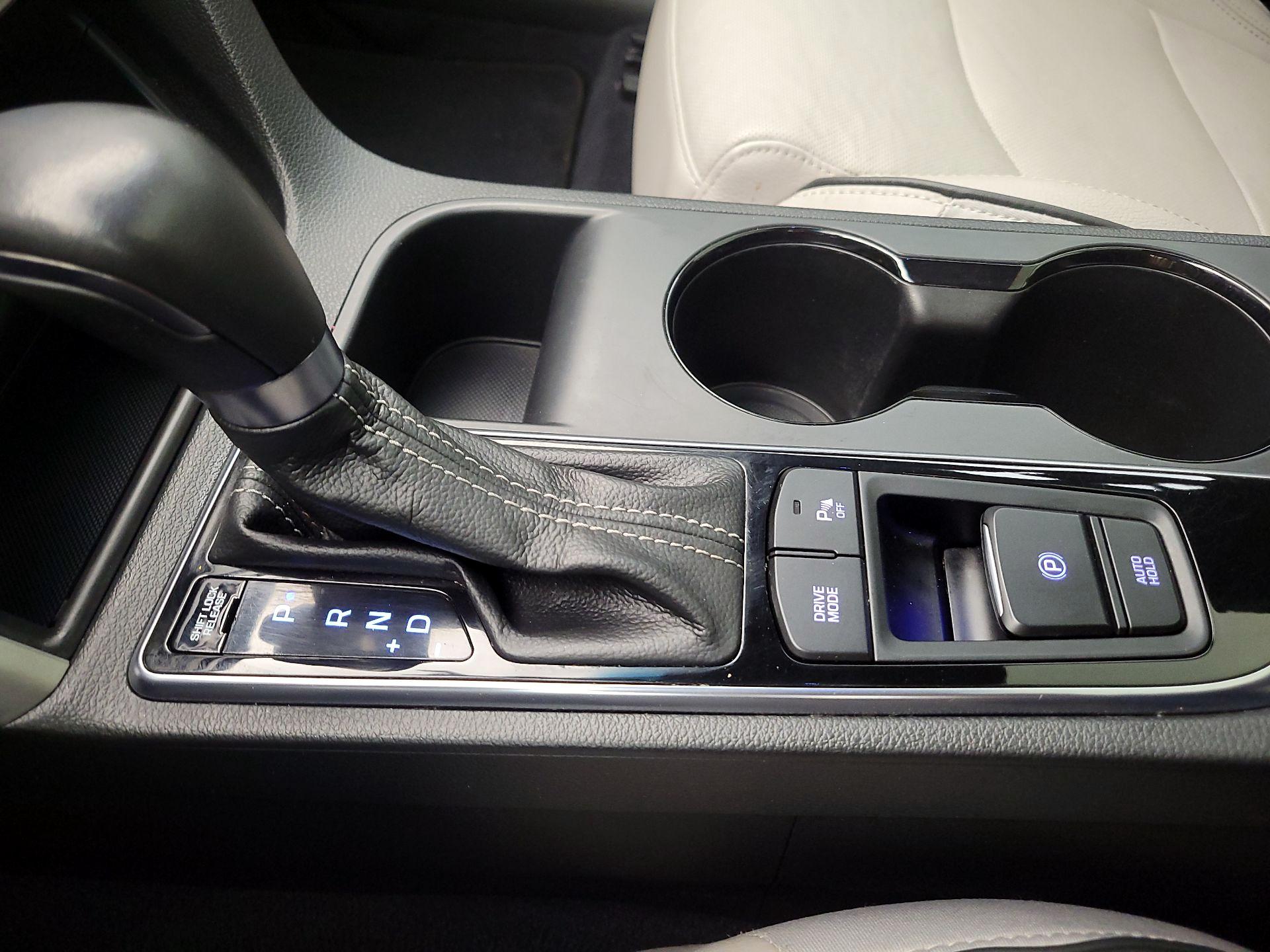 Thumbnail: 2015 Hyundai Sonata - 17