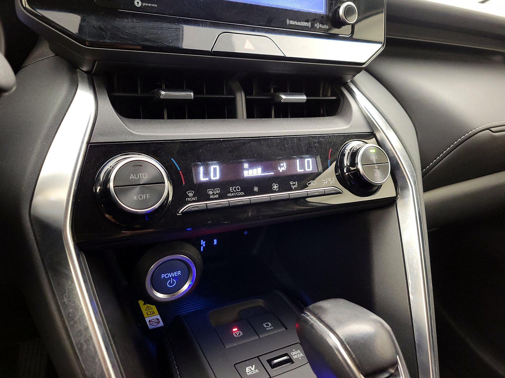 Thumbnail: 2021 Toyota Venza - 16