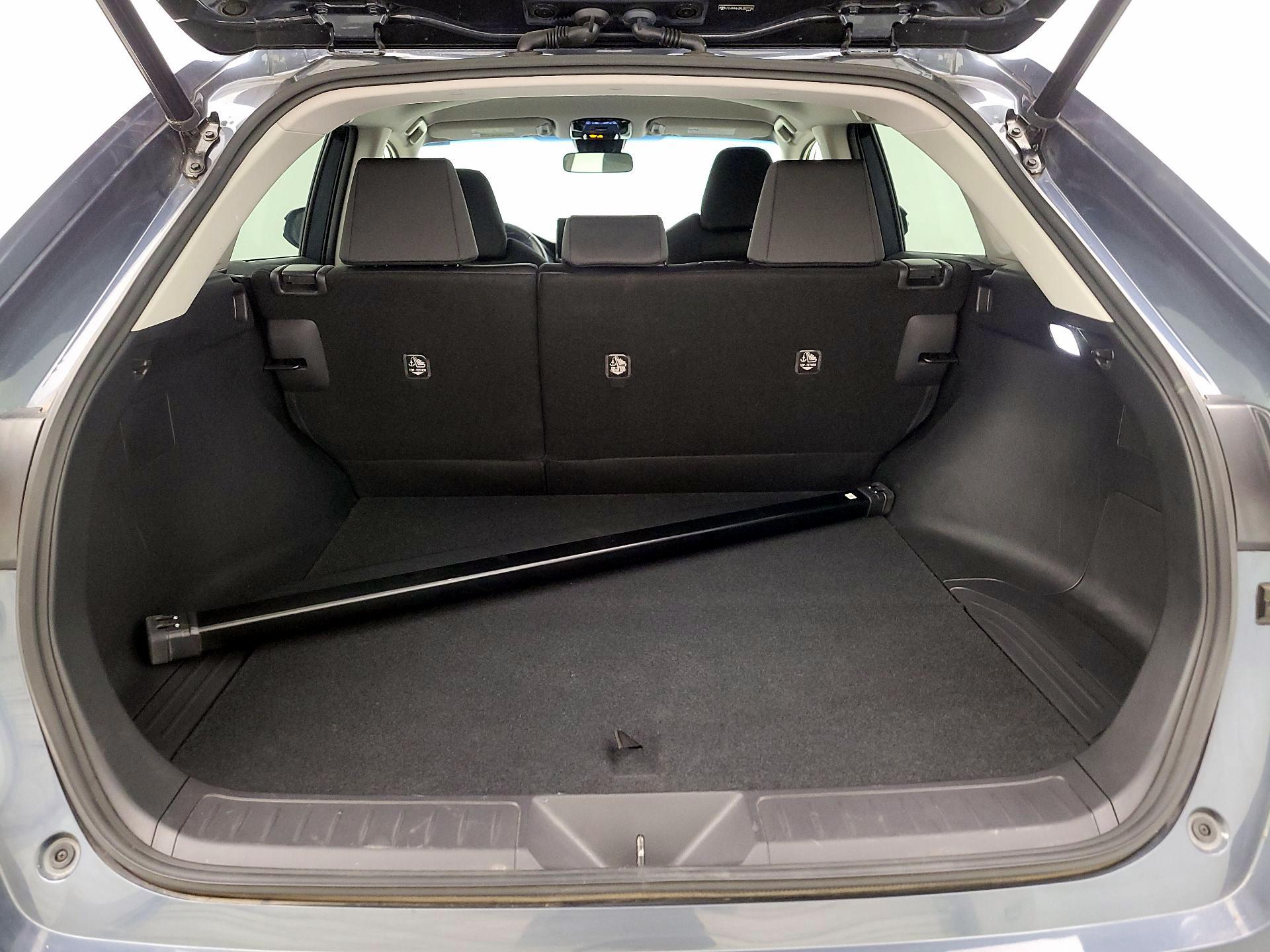 Thumbnail: 2021 Toyota Venza - 20