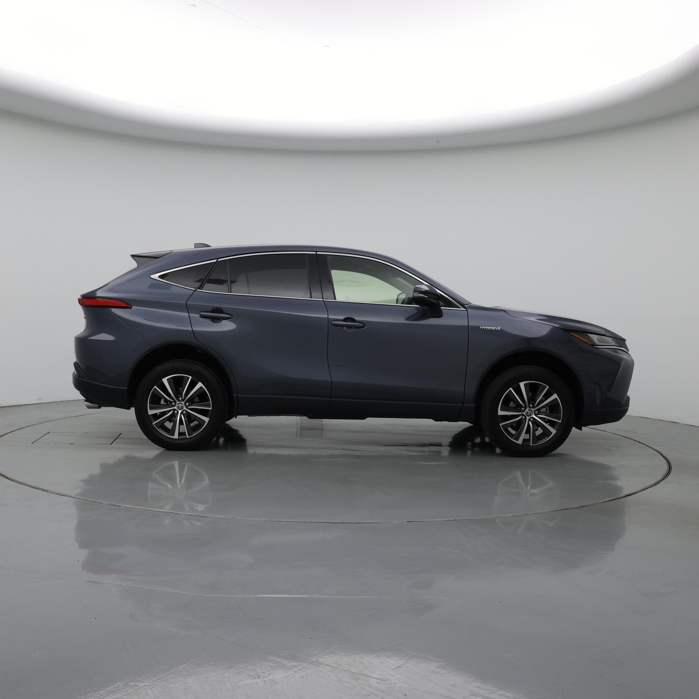 Thumbnail: 2021 Toyota Venza - 7