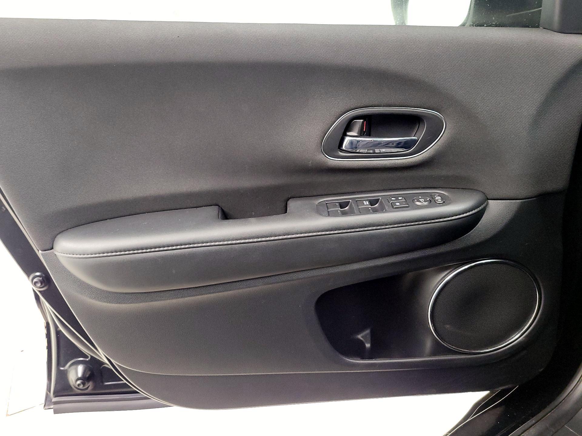 Thumbnail: 2022 Honda HR-V - 12