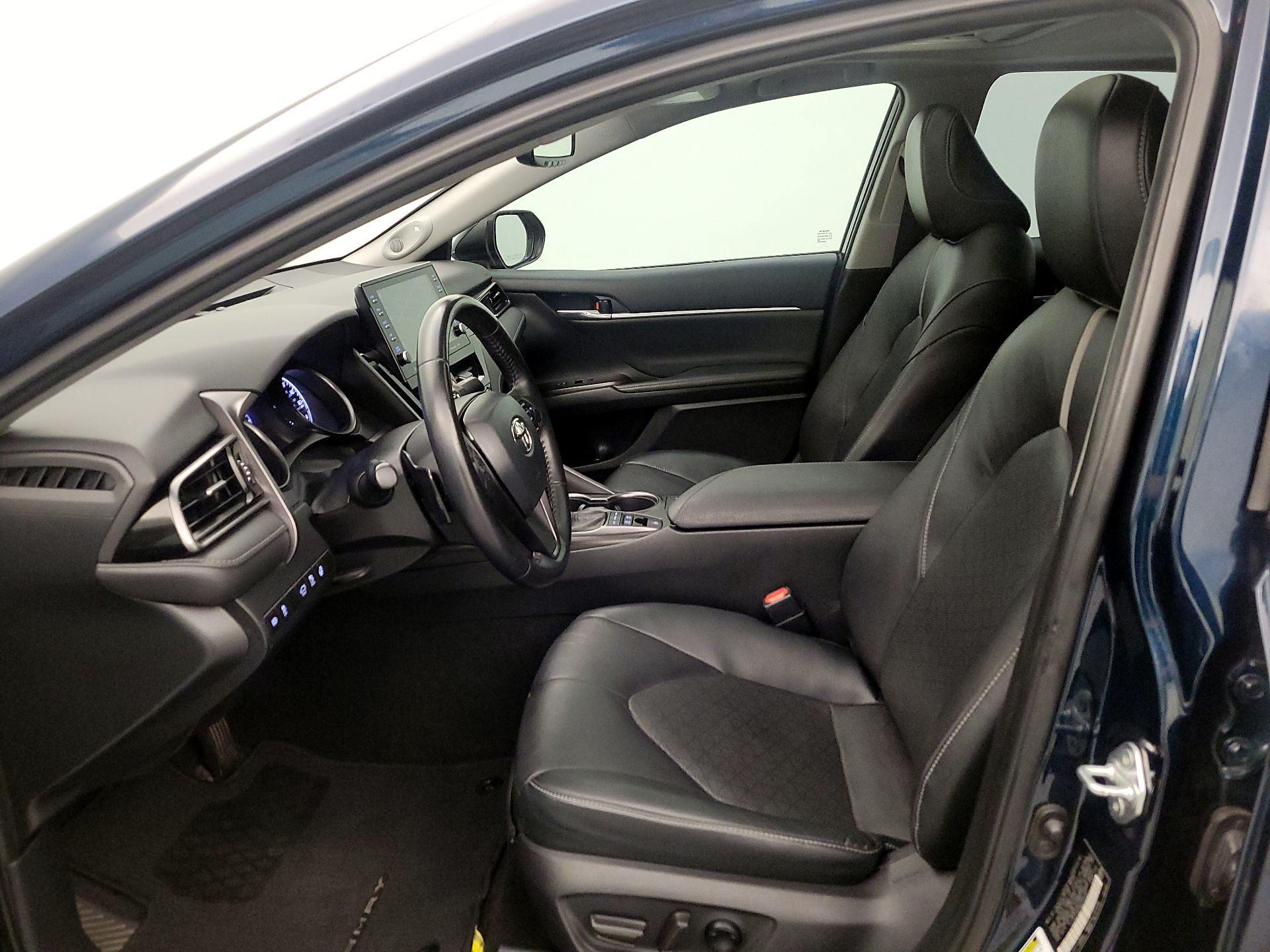 Thumbnail: 2021 Toyota Camry - 11