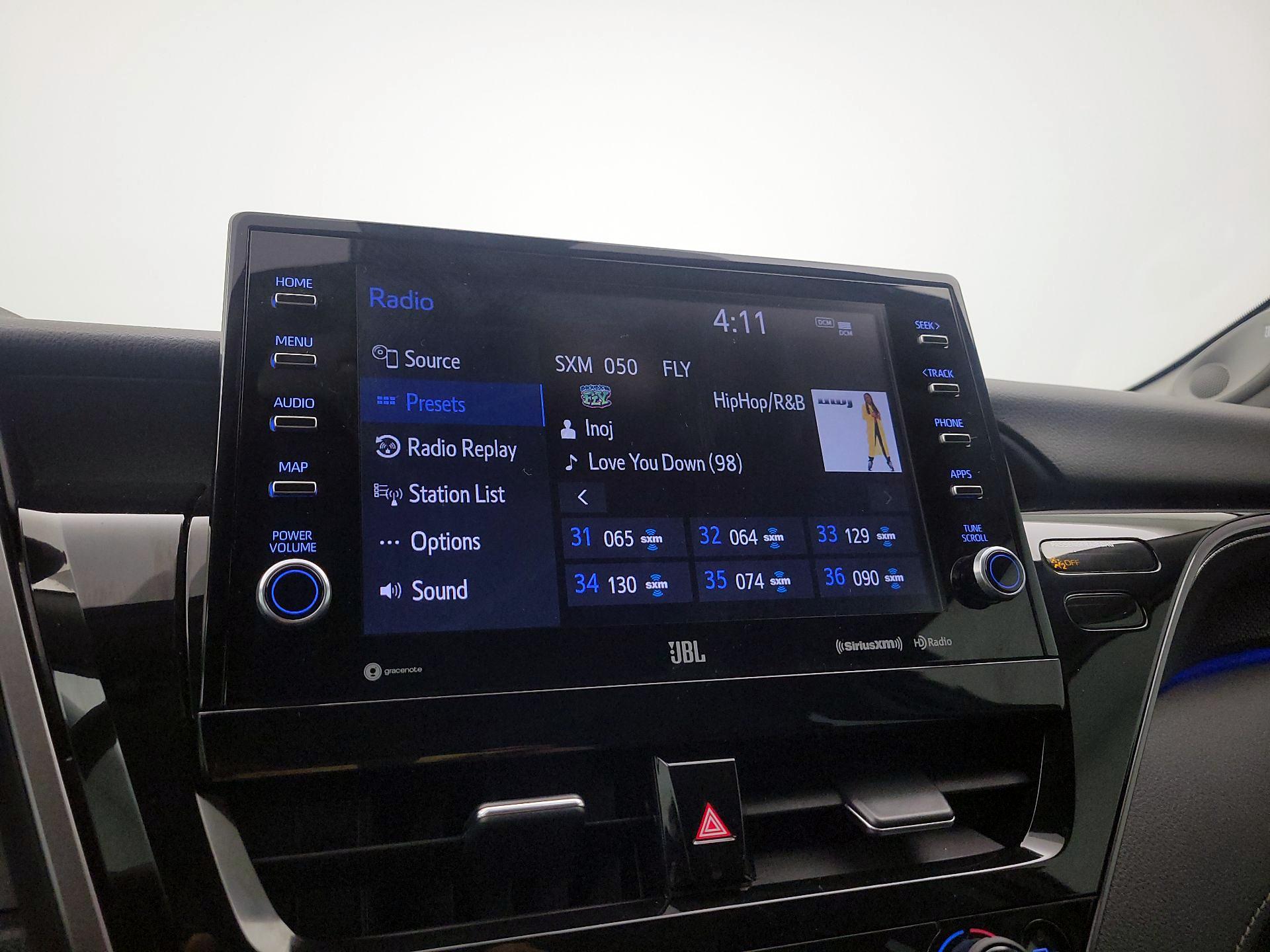 Thumbnail: 2021 Toyota Camry - 16