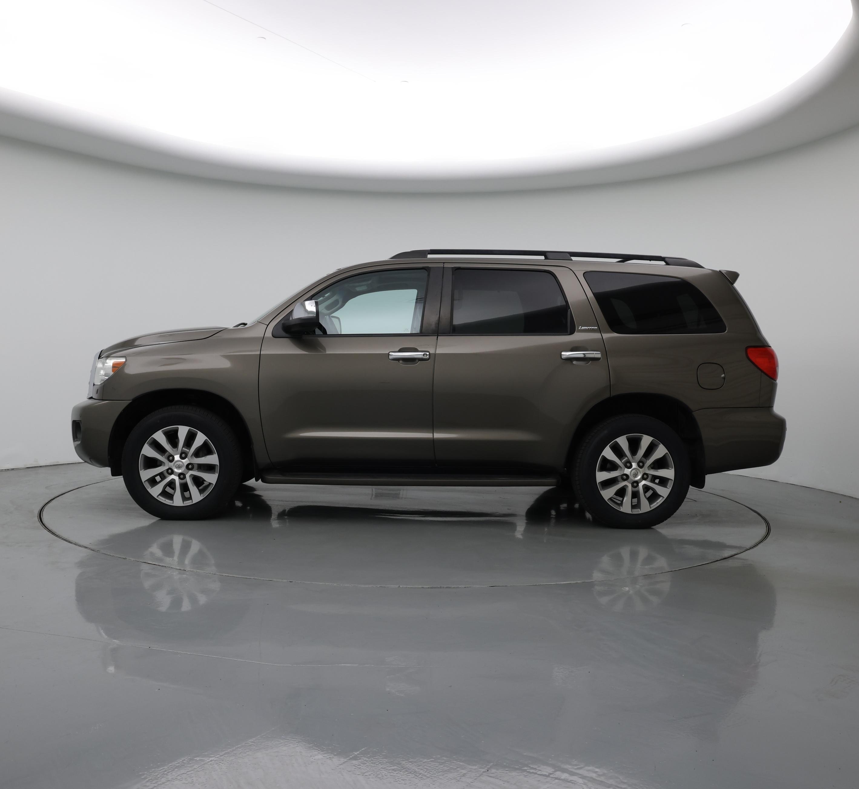 Thumbnail: 2015 Toyota Sequoia - 3