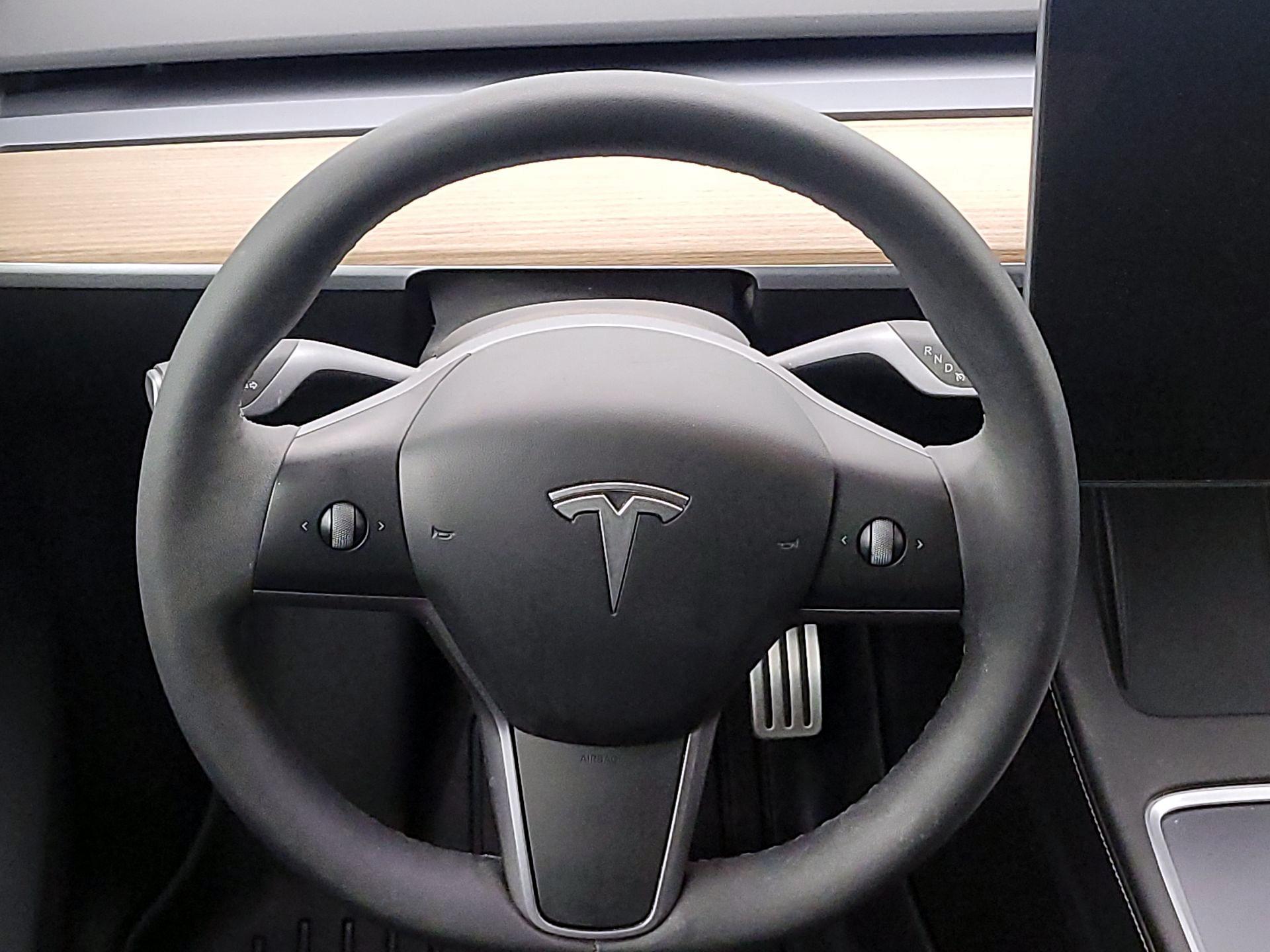 Thumbnail: 2024 Tesla Model Y - 10