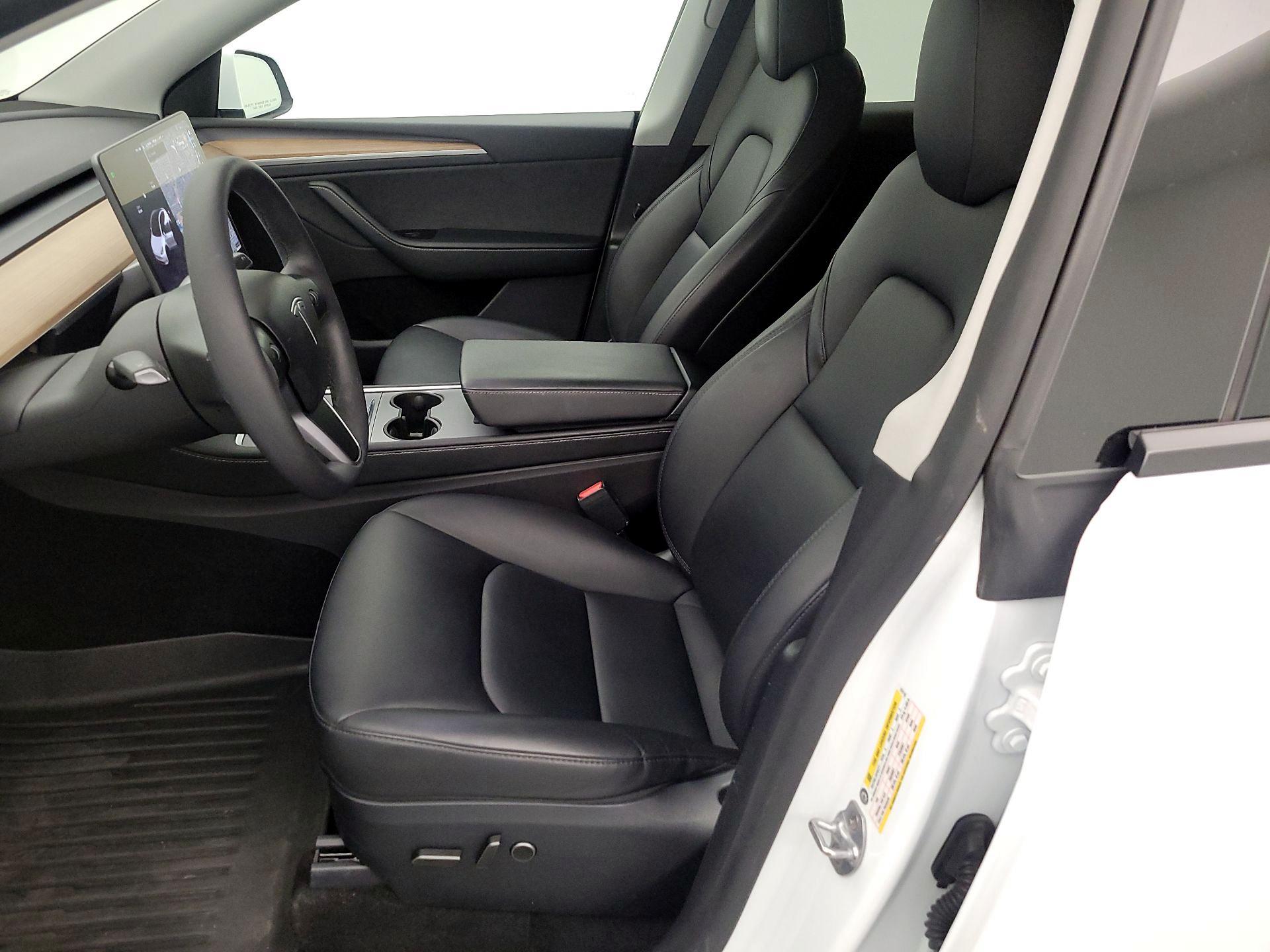 Thumbnail: 2024 Tesla Model Y - 11