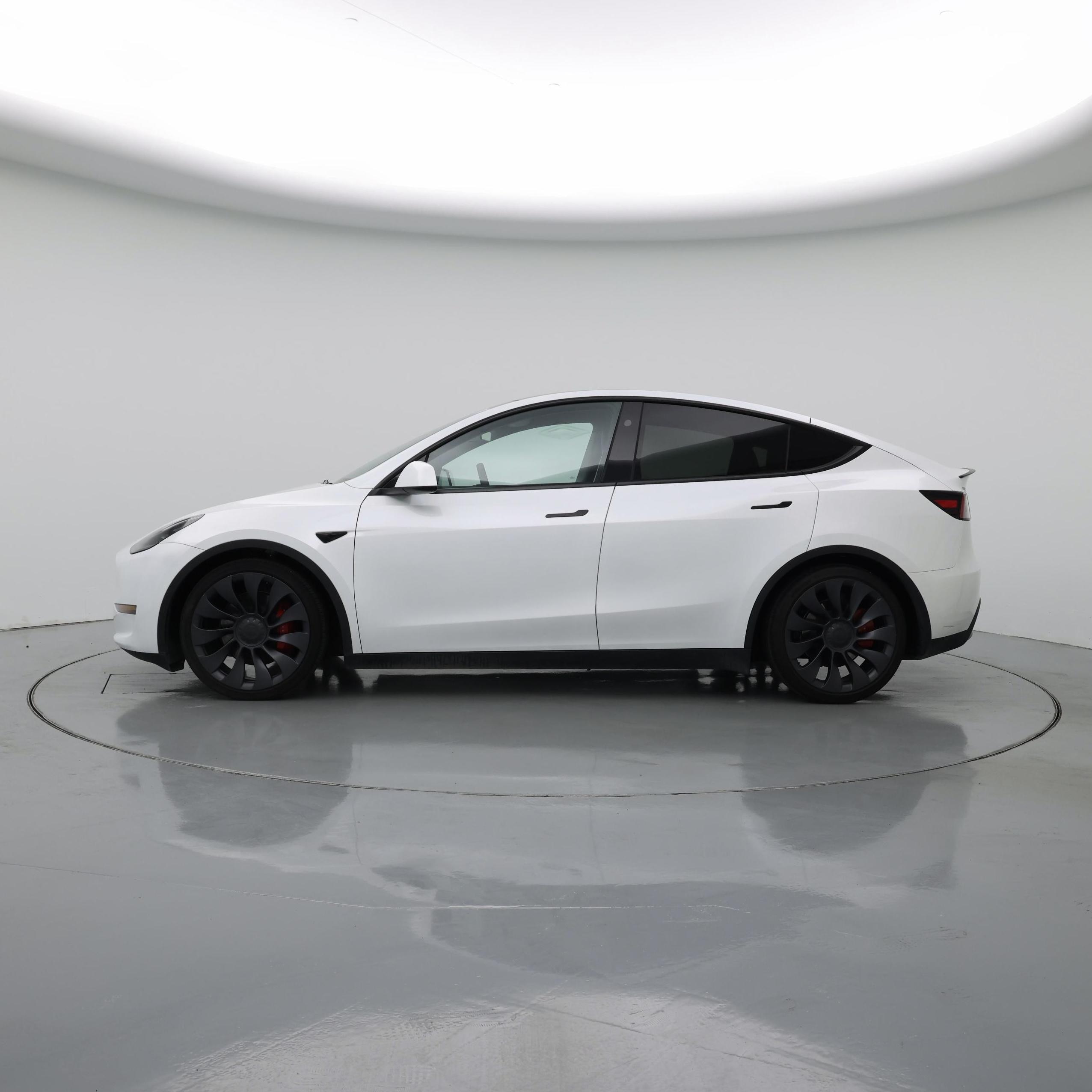 Thumbnail: 2024 Tesla Model Y - 3